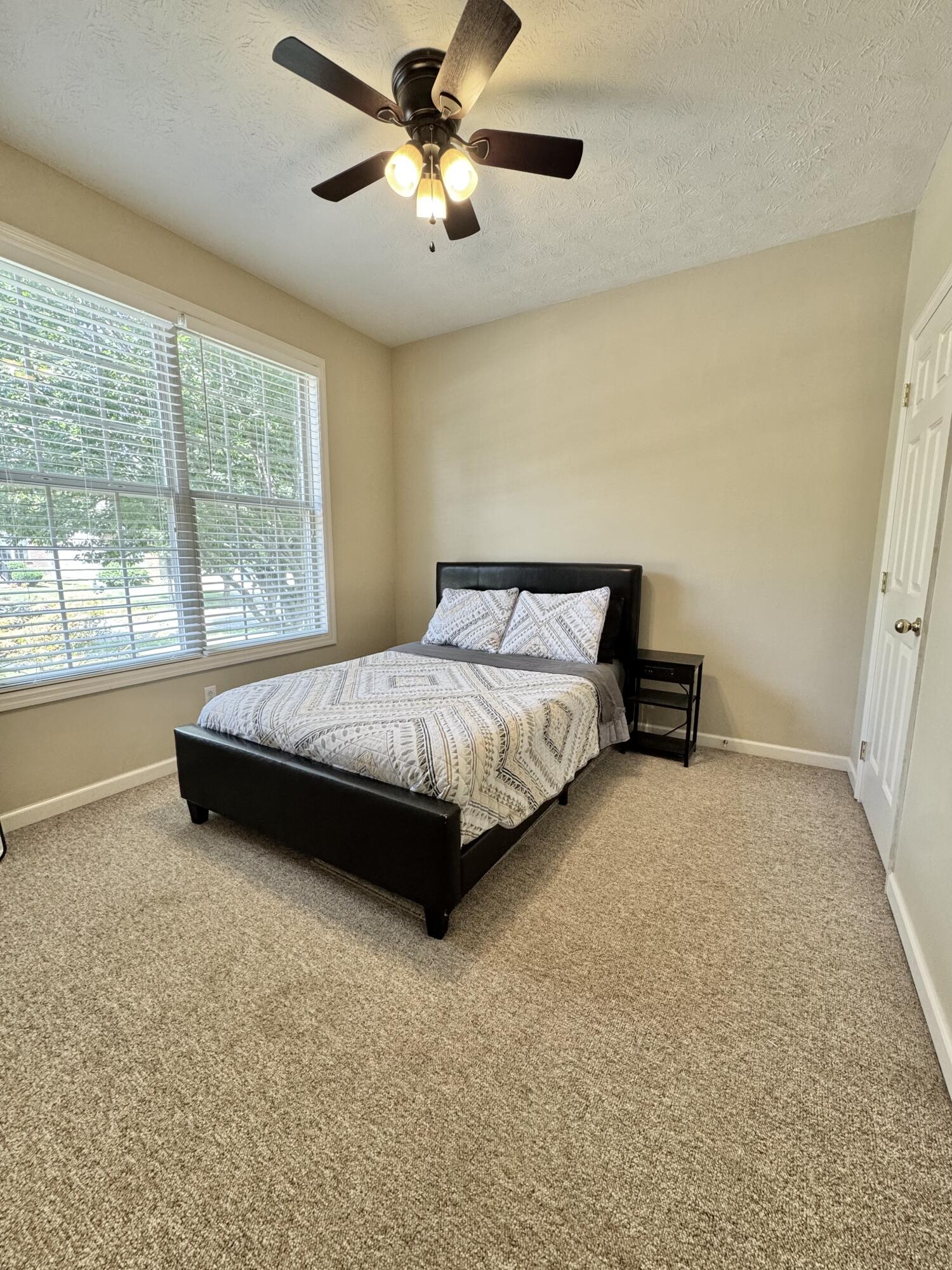 3008 Roundway Down Lane Property Photo 14