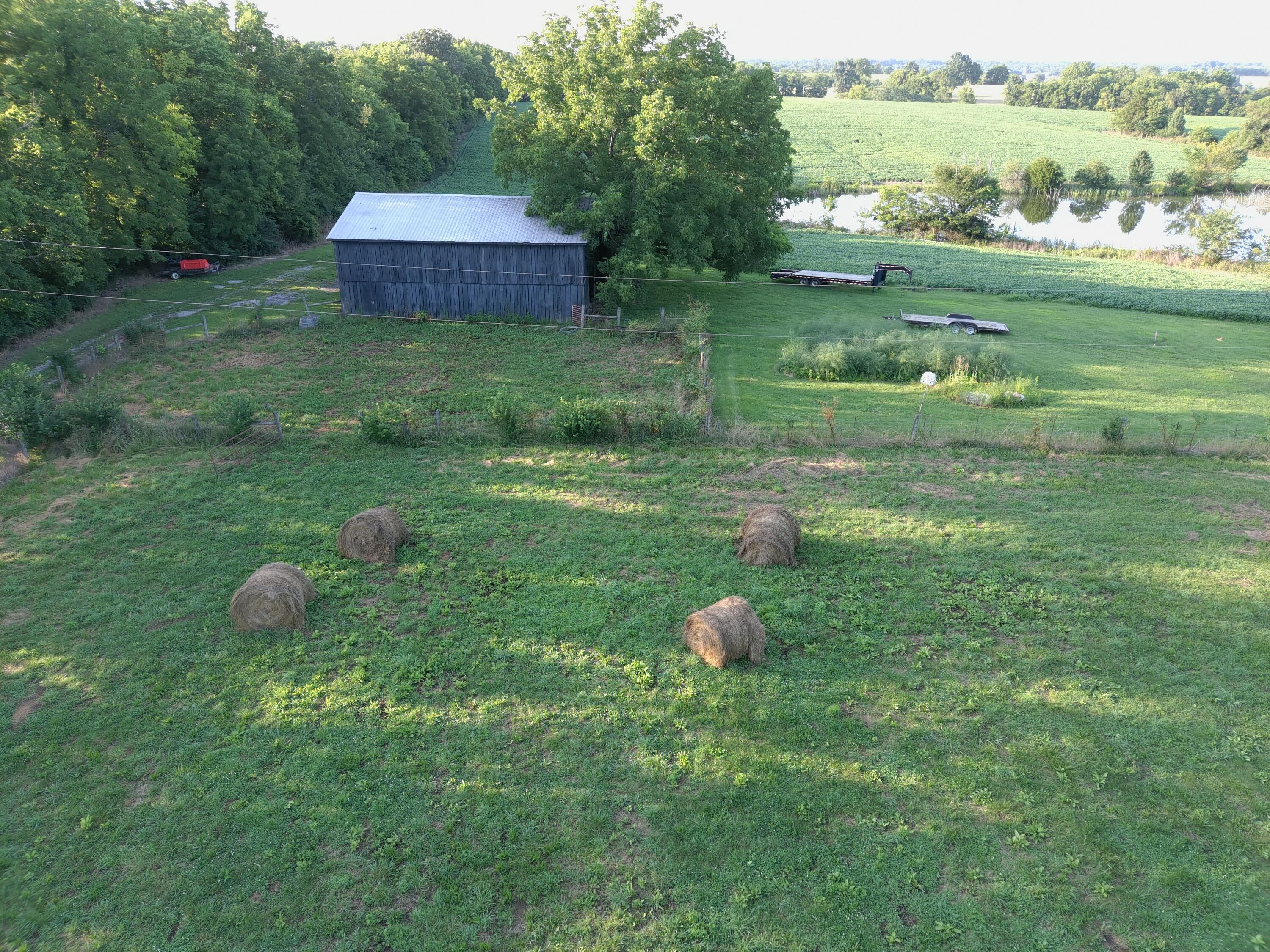 8061 Perryville Road Property Photo 2