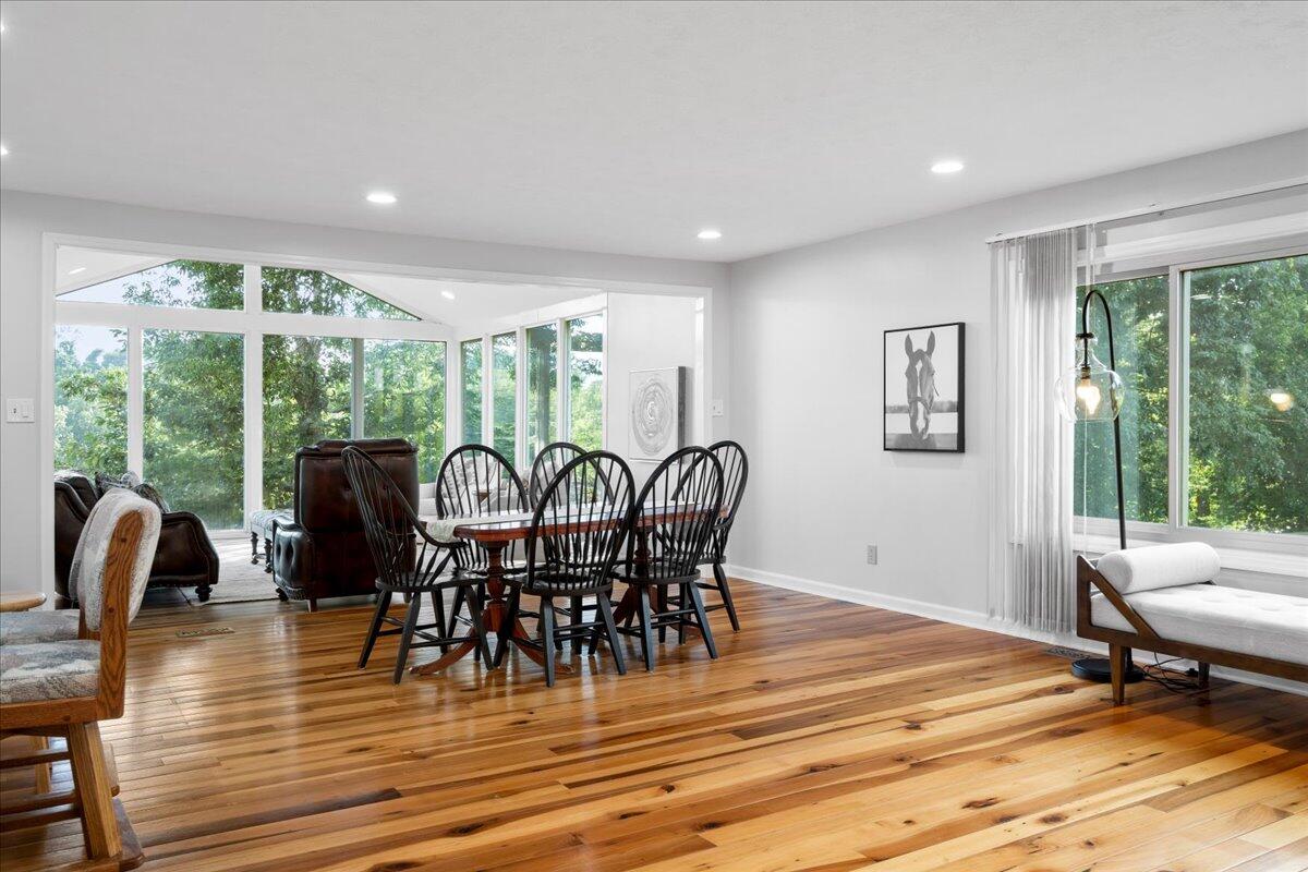 367 Ronclar Drive Property Photo 15