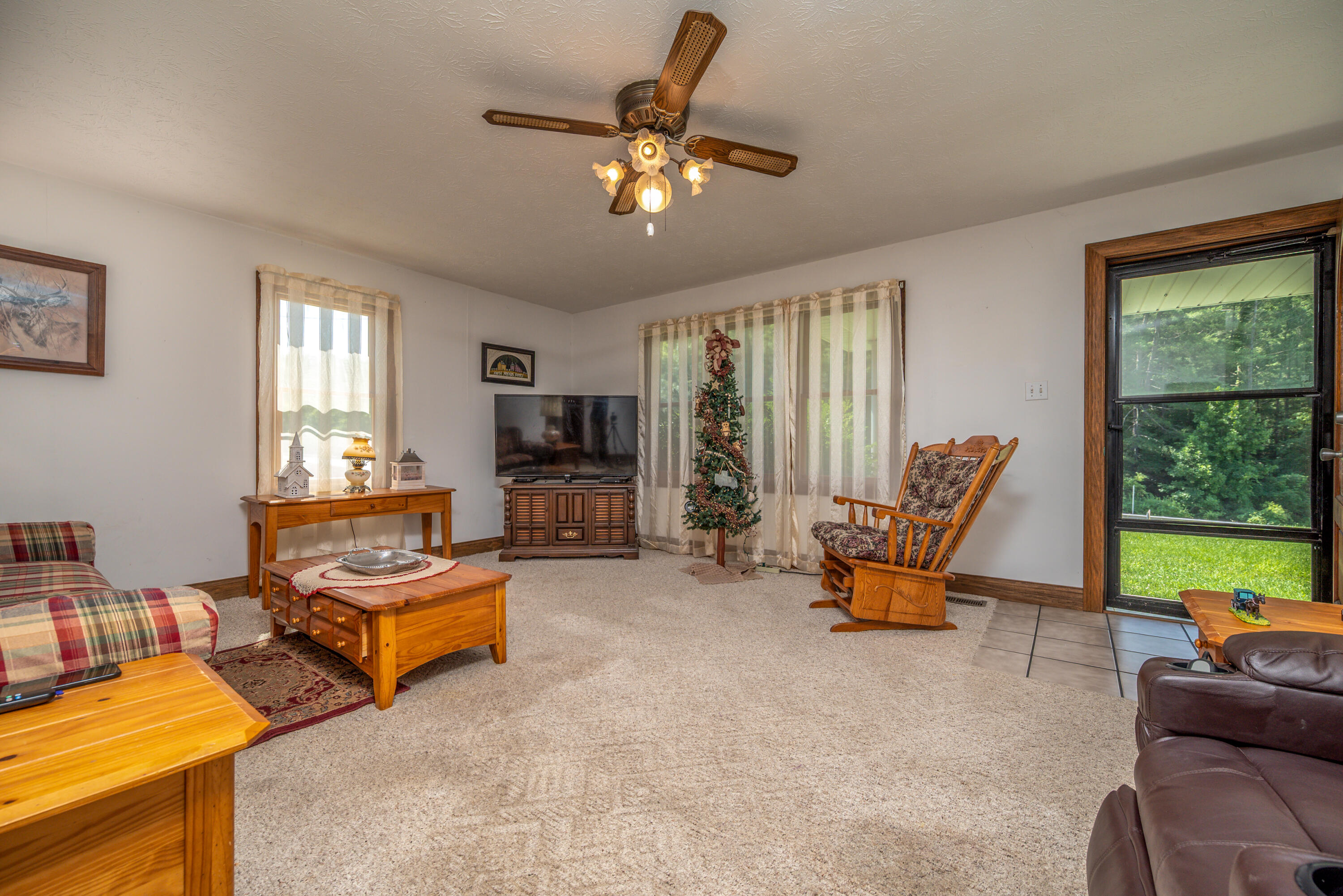 6194 Highway 460 Property Photo 13