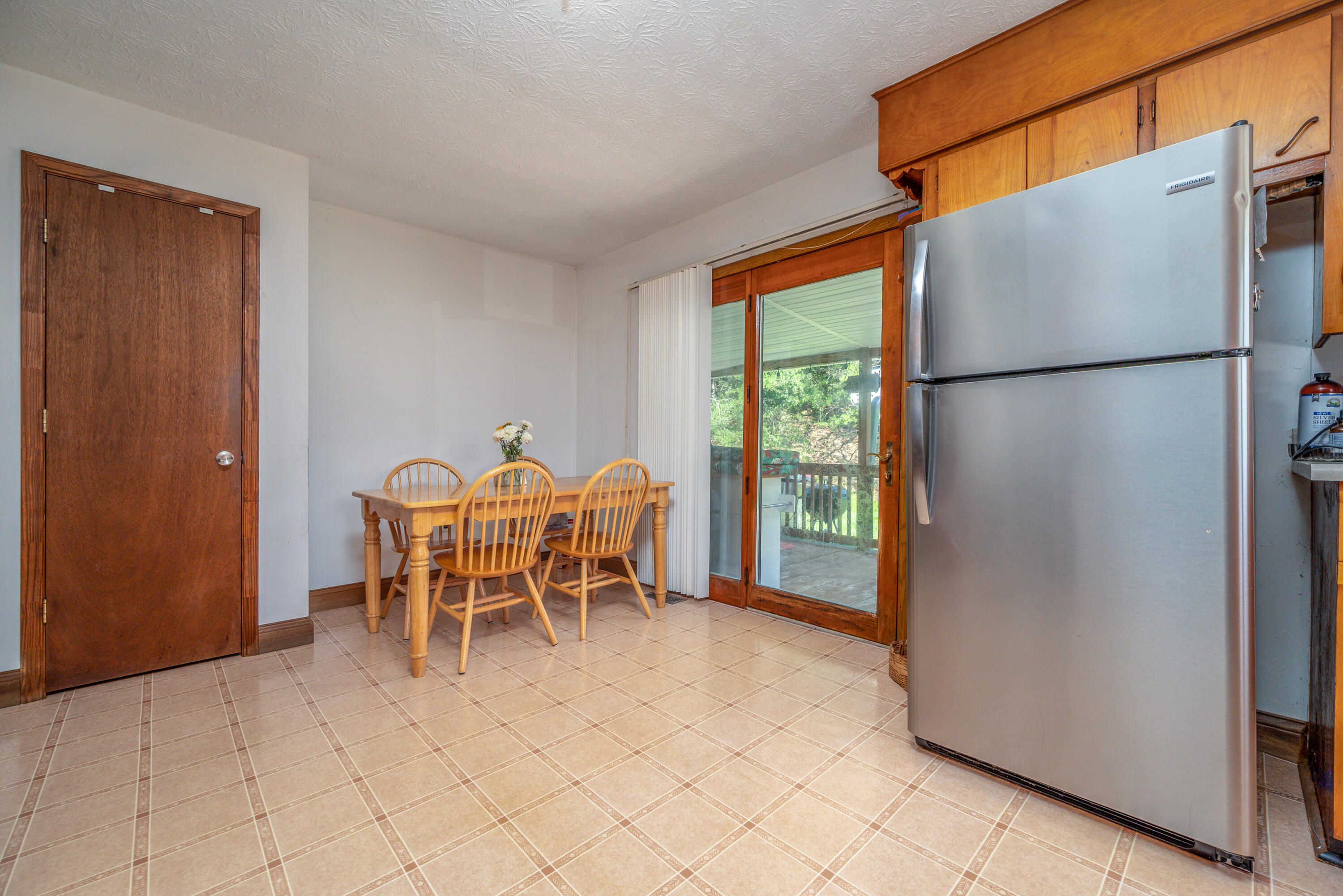 6194 Highway 460 Property Photo 20