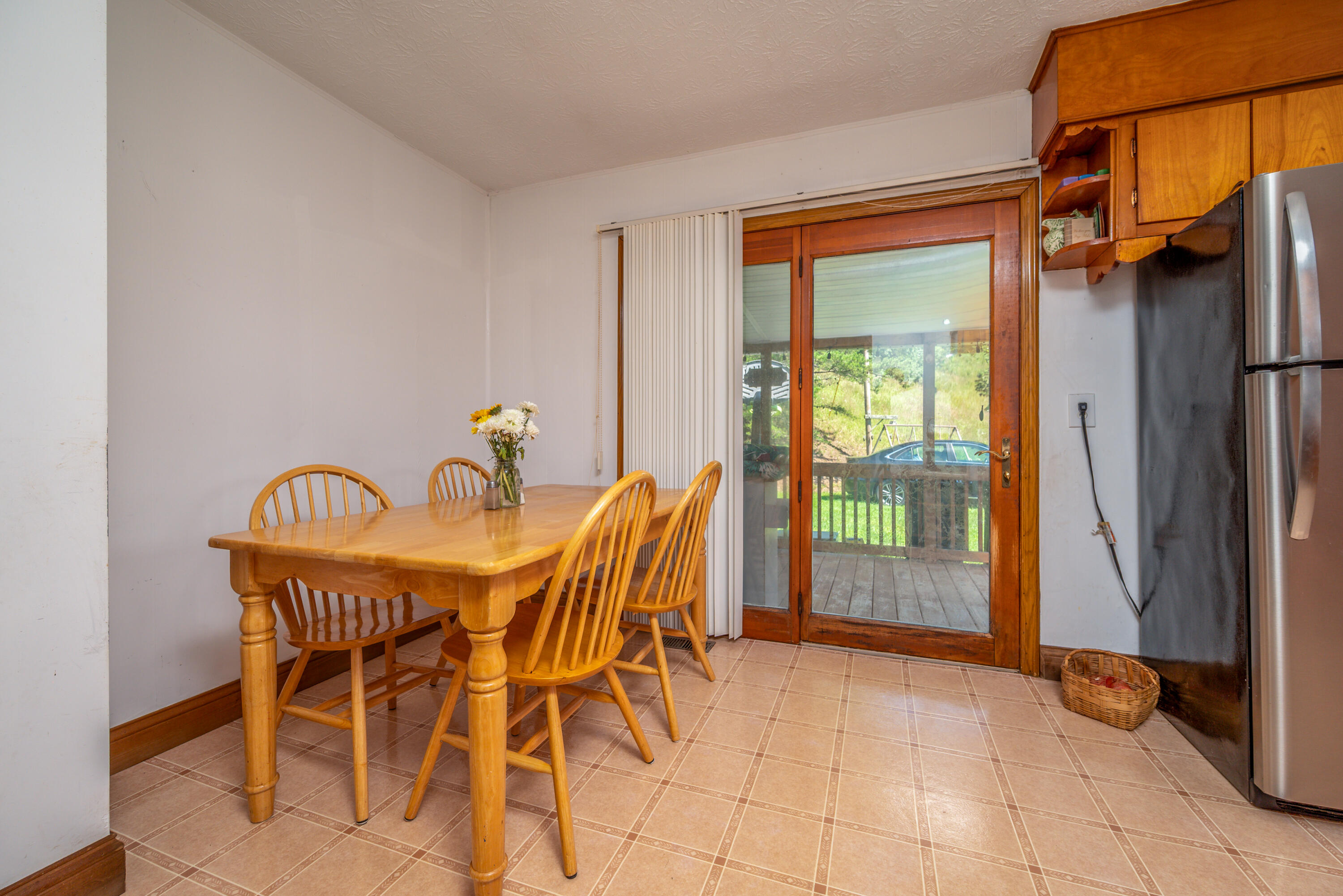 6194 Highway 460 Property Photo 21