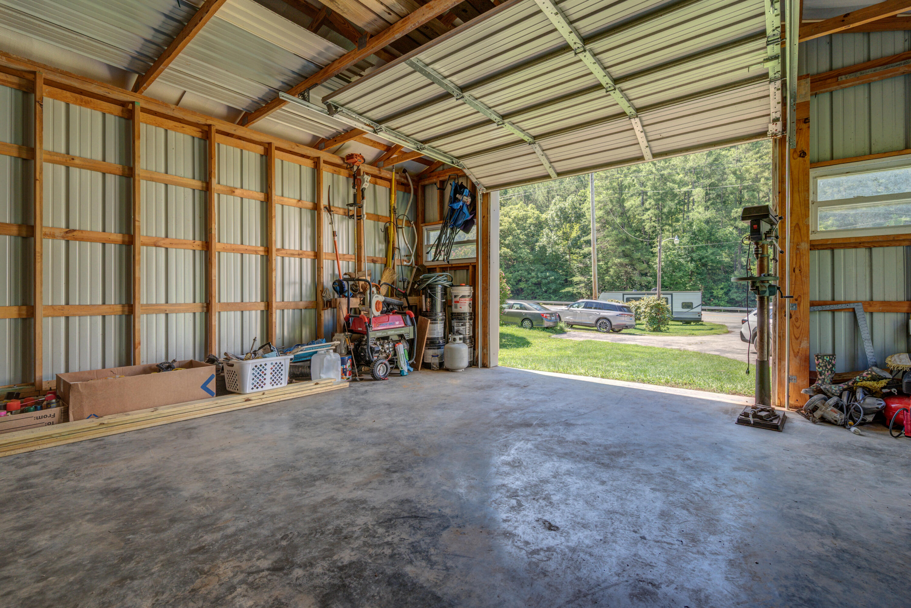6194 Highway 460 Property Photo 37