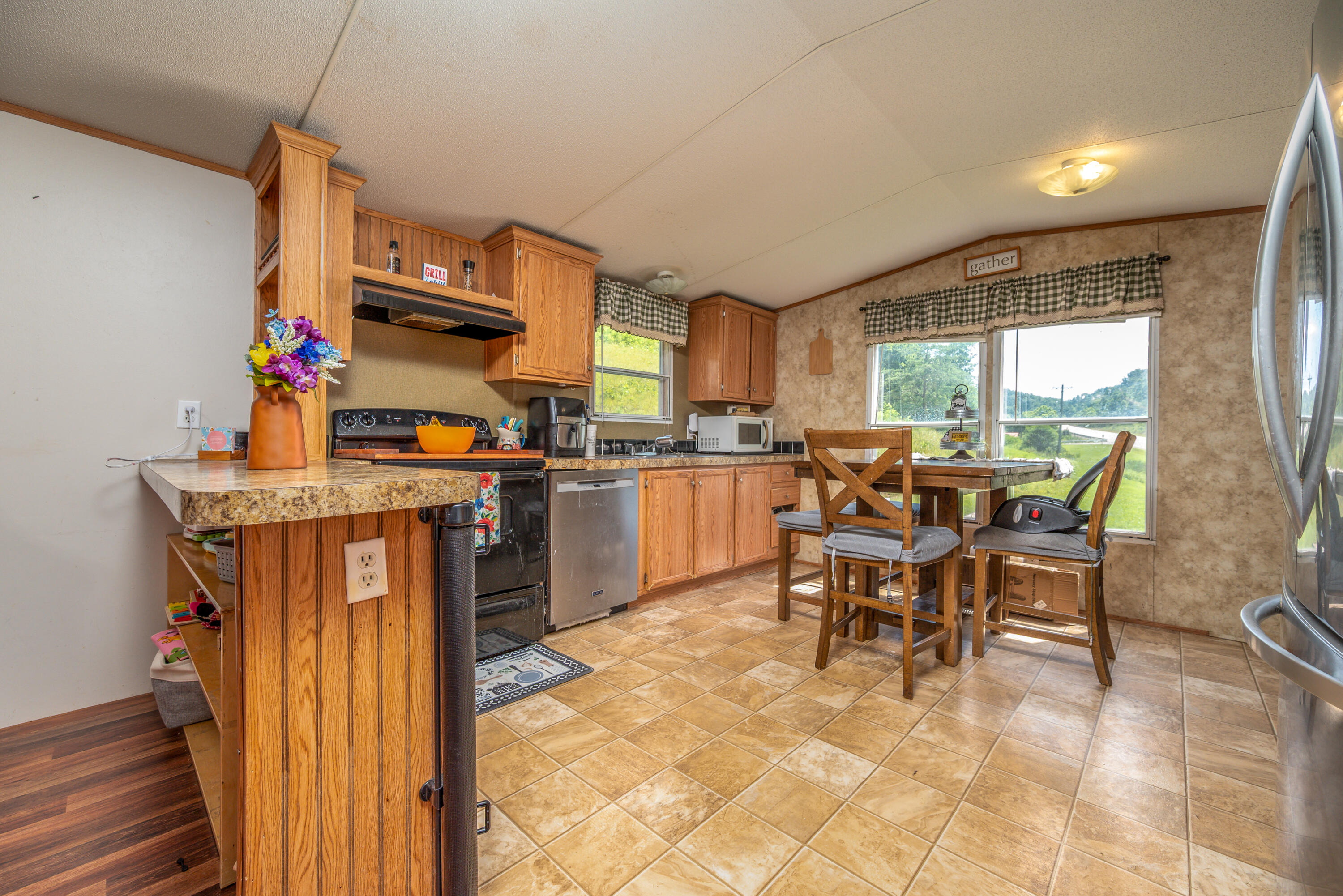 6194 Highway 460 Property Photo 44