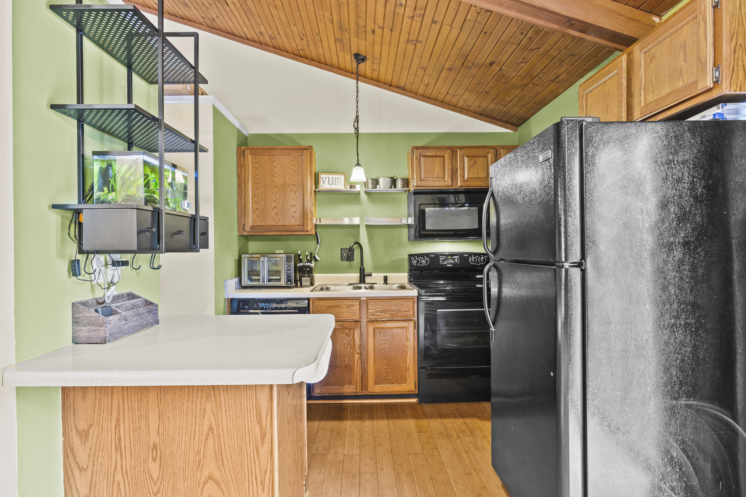 798 Spring Meadows Drive Property Photo 7