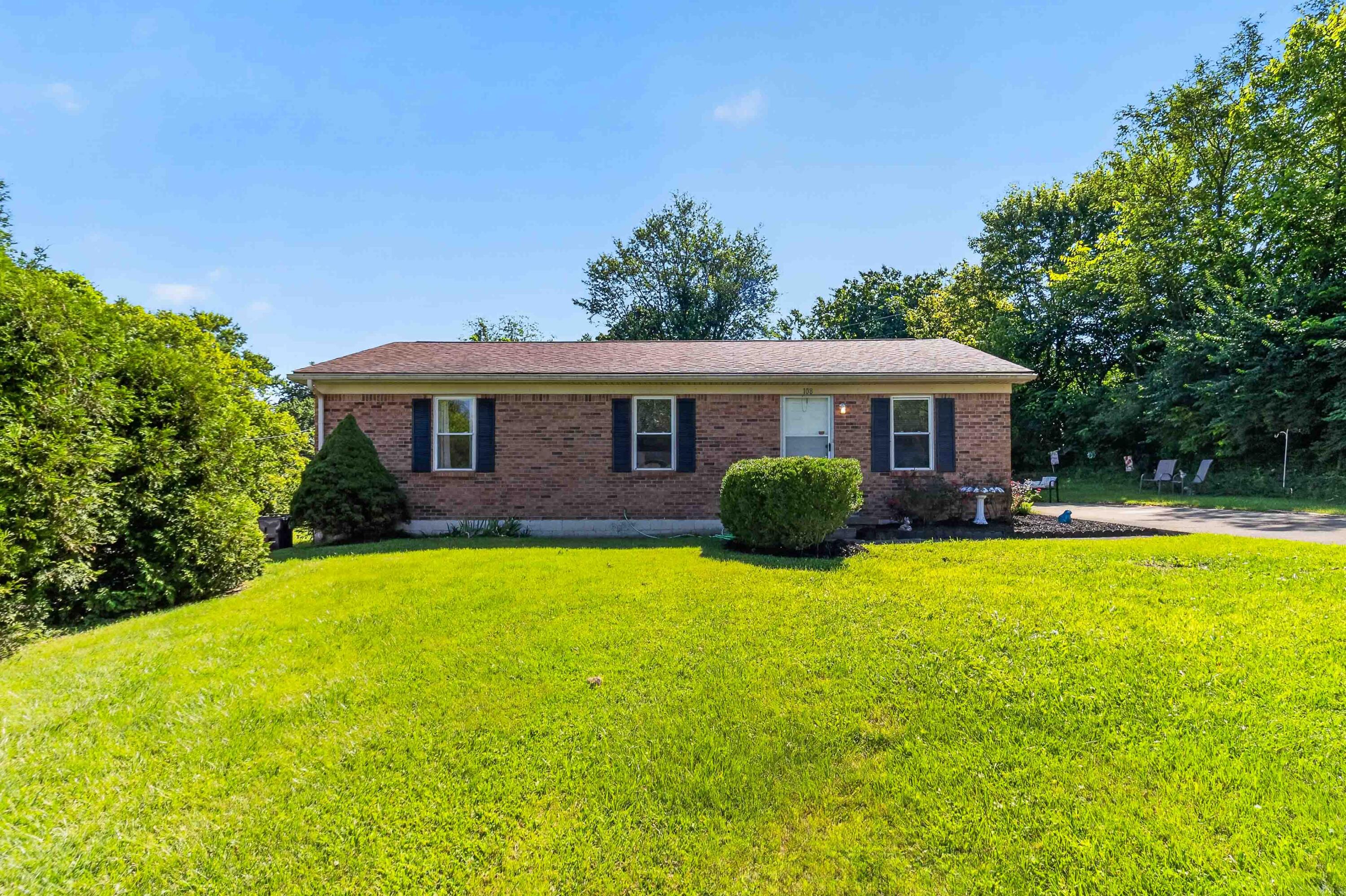 108 Daisey Road Property Photo 1