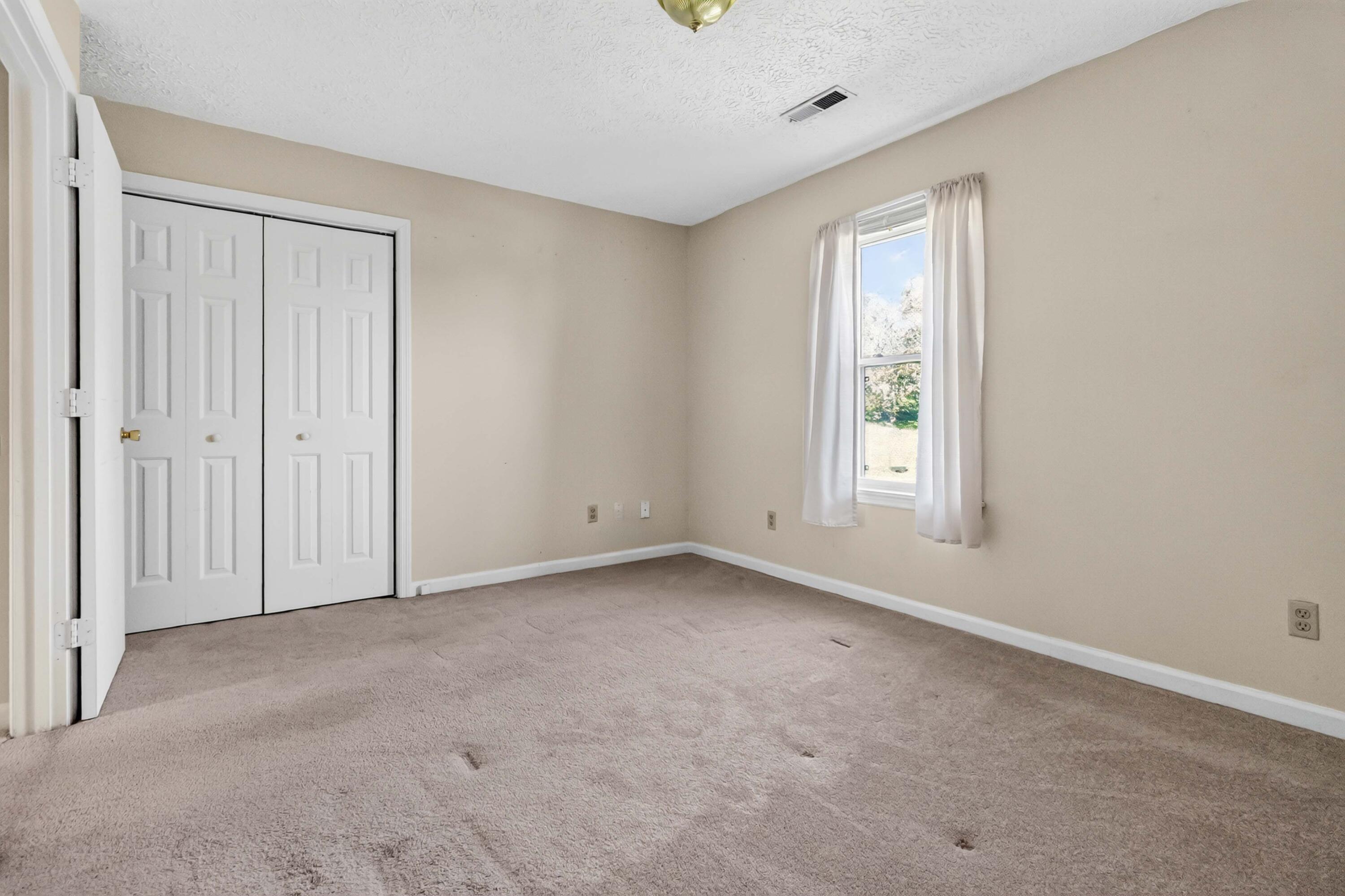 108 Daisey Road Property Photo 12