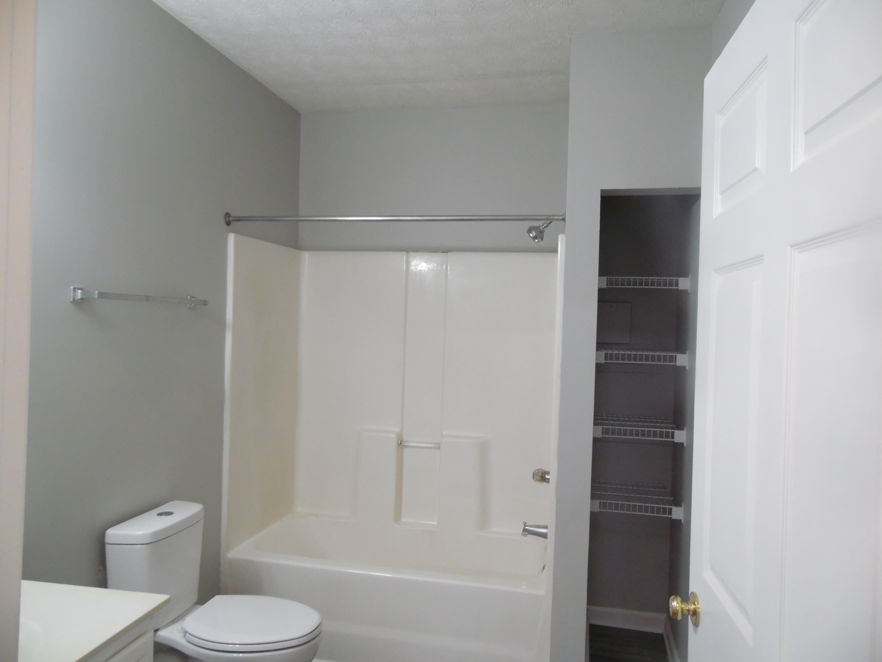 2781 Jacquelyn Lane 413 Property Photo 6