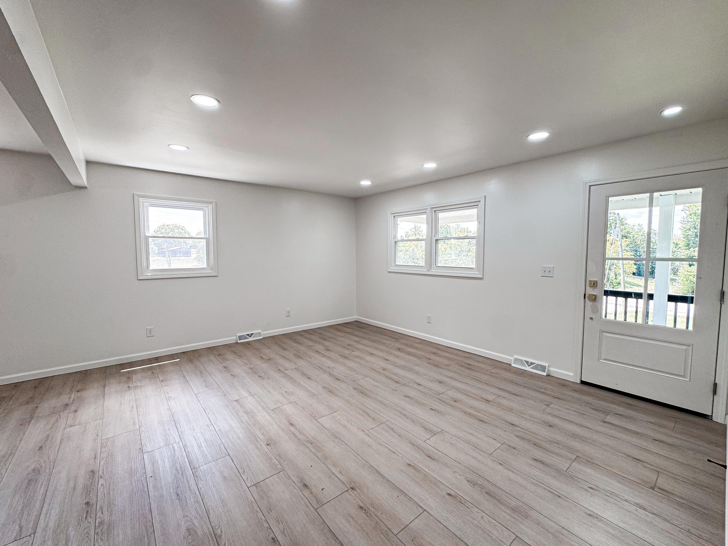 3070 Highway 151 Road Property Photo 8