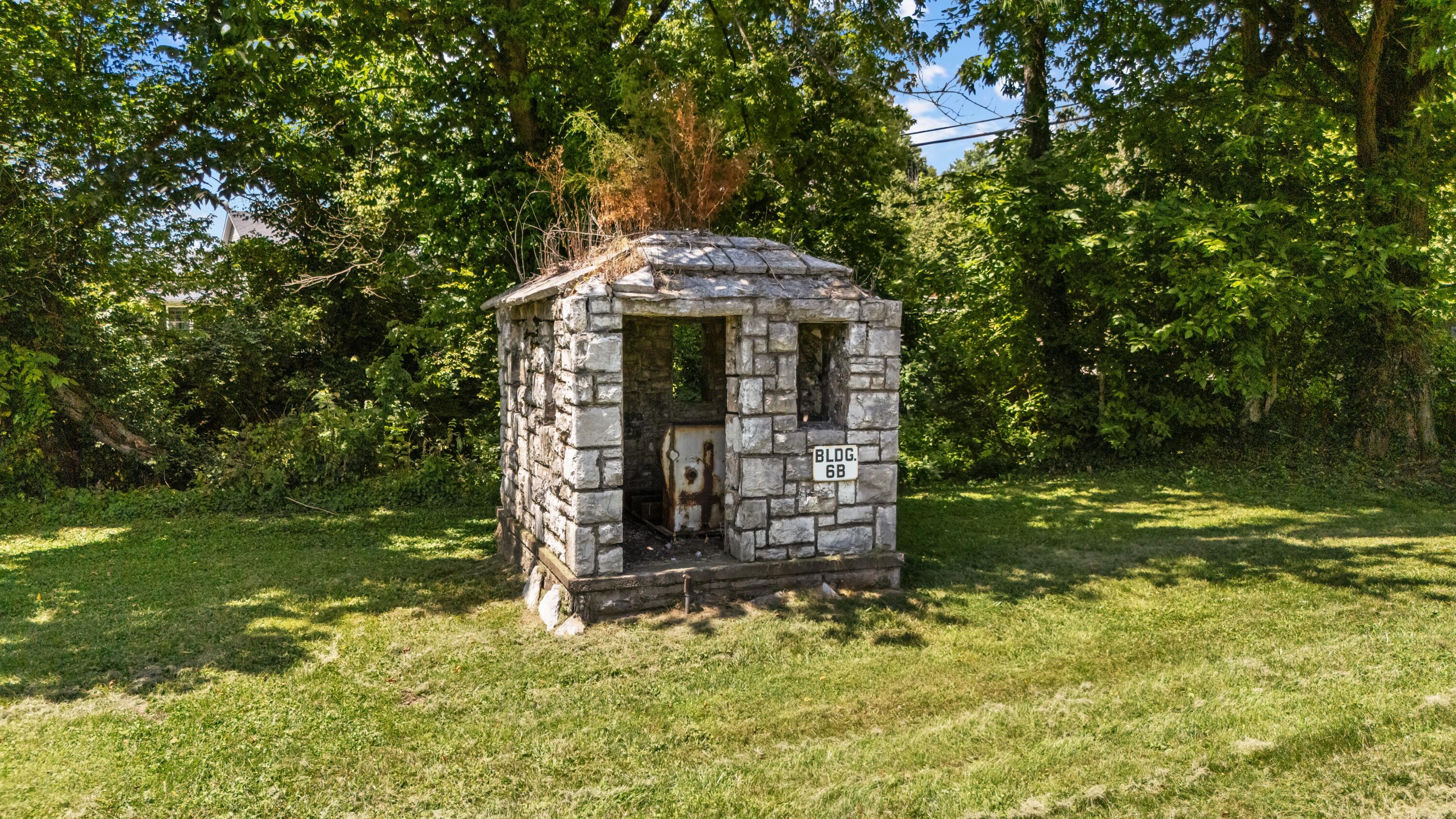 3426 Main Street Property Photo 15