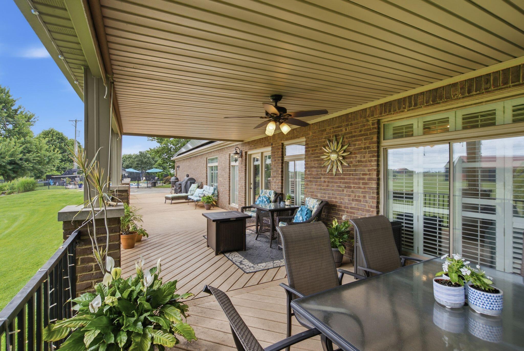 704 Sovereign Drive Property Photo 34