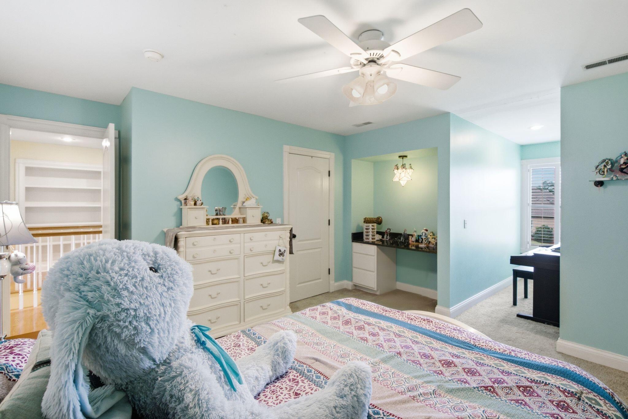 704 Sovereign Drive Property Photo 43