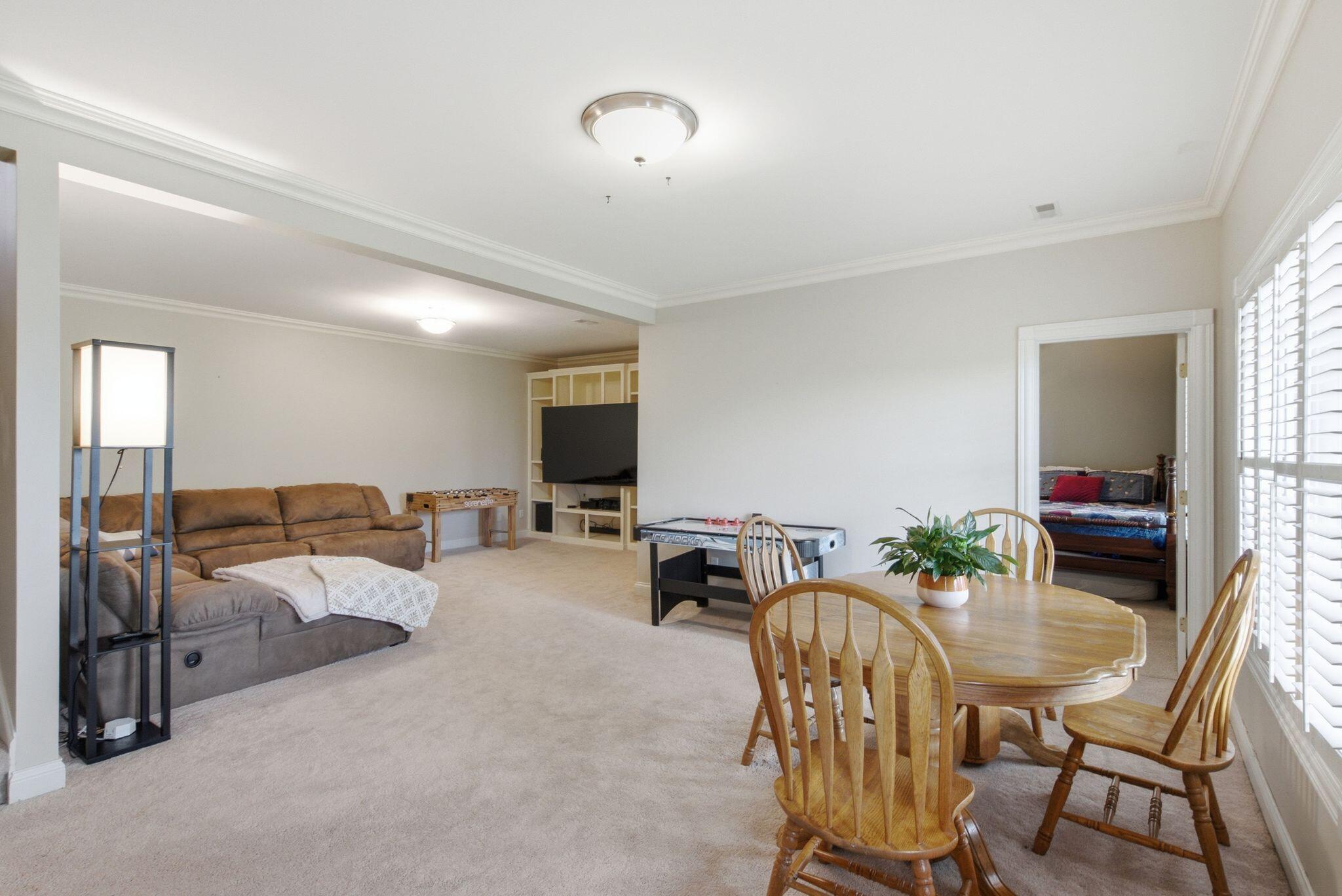 704 Sovereign Drive Property Photo 46