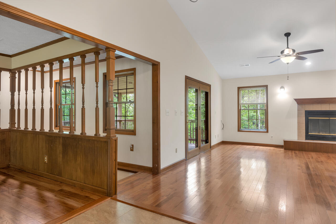 157 Bay Colony Road Property Photo 17
