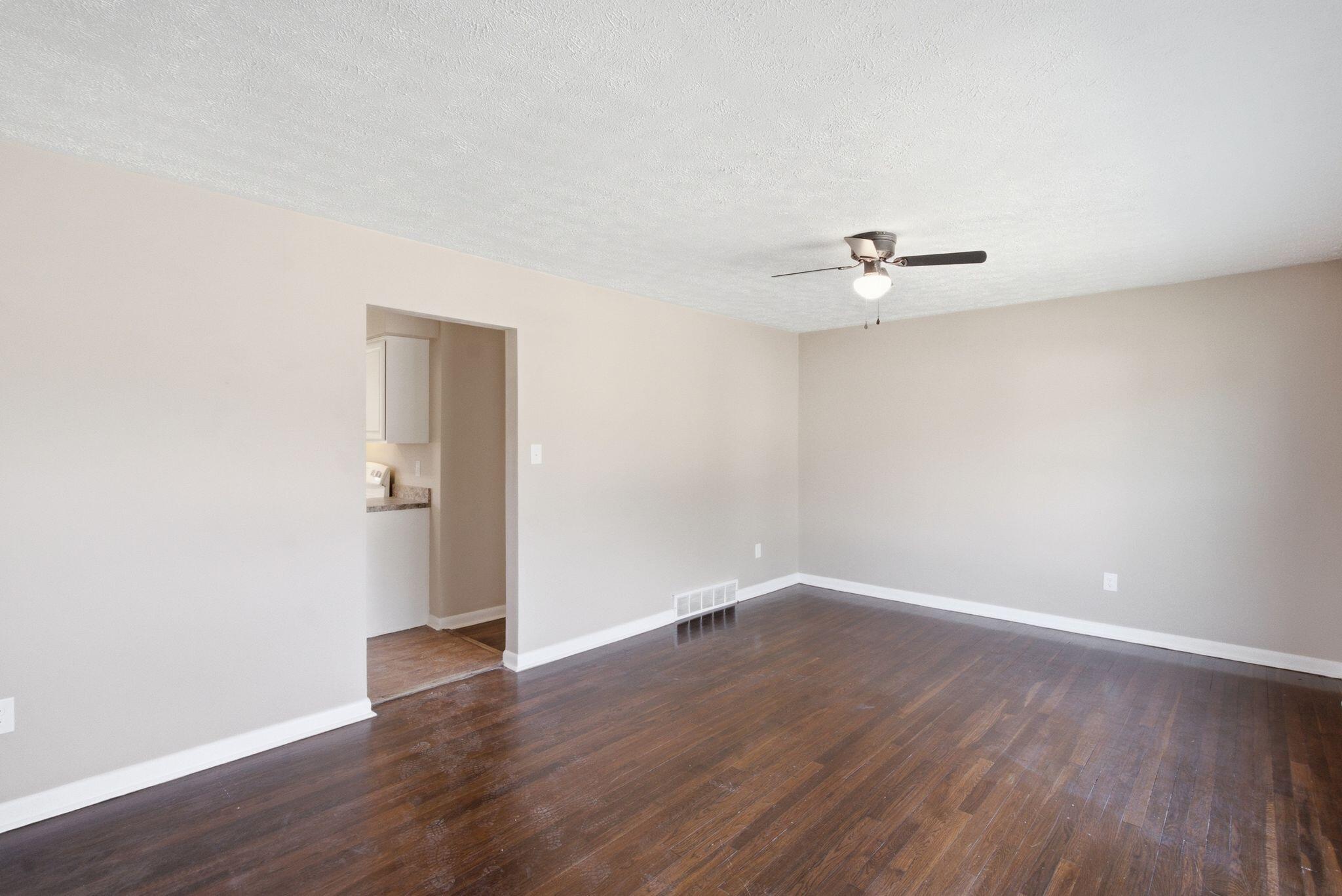 653 Valley Drive Property Photo 8
