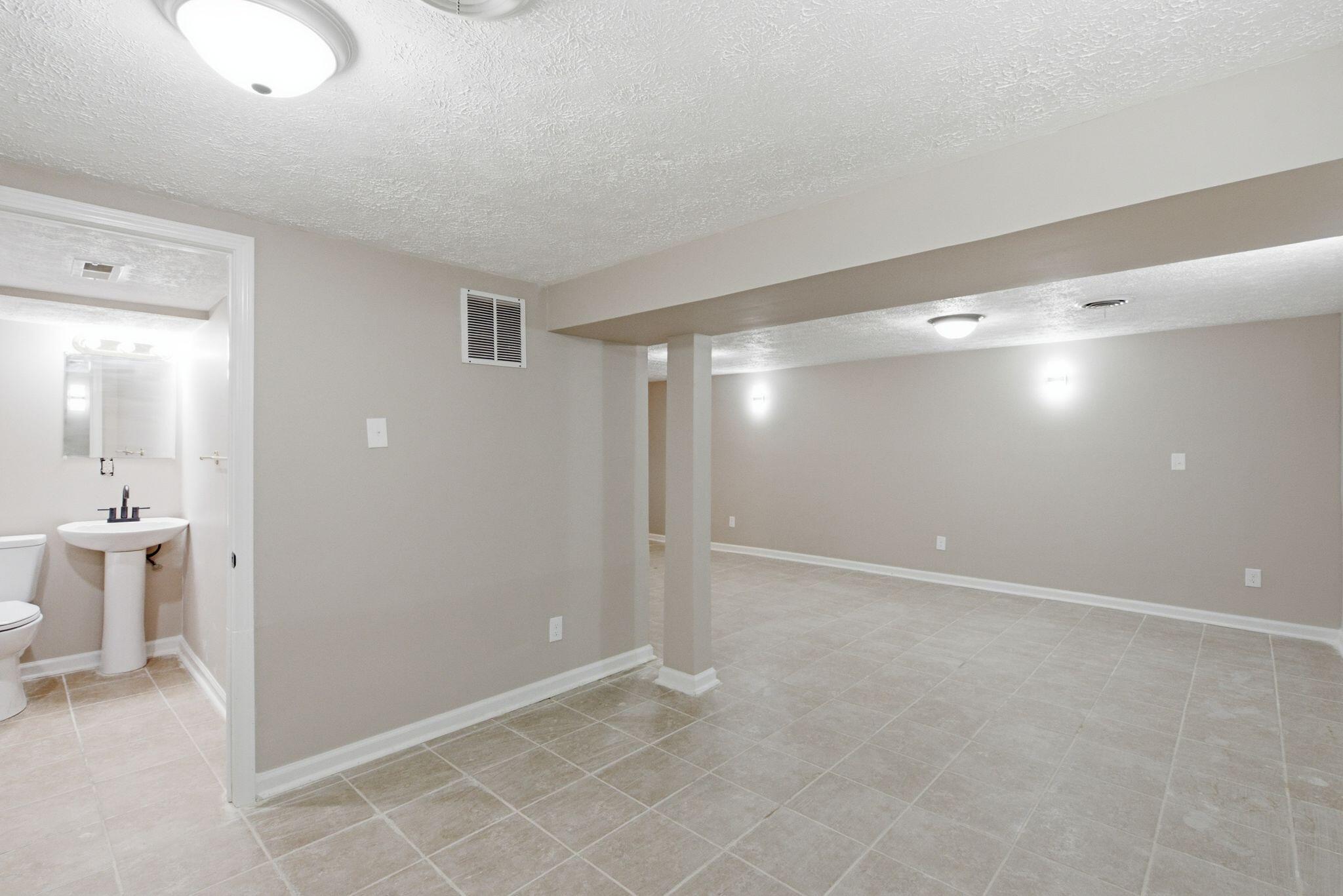 653 Valley Drive Property Photo 26