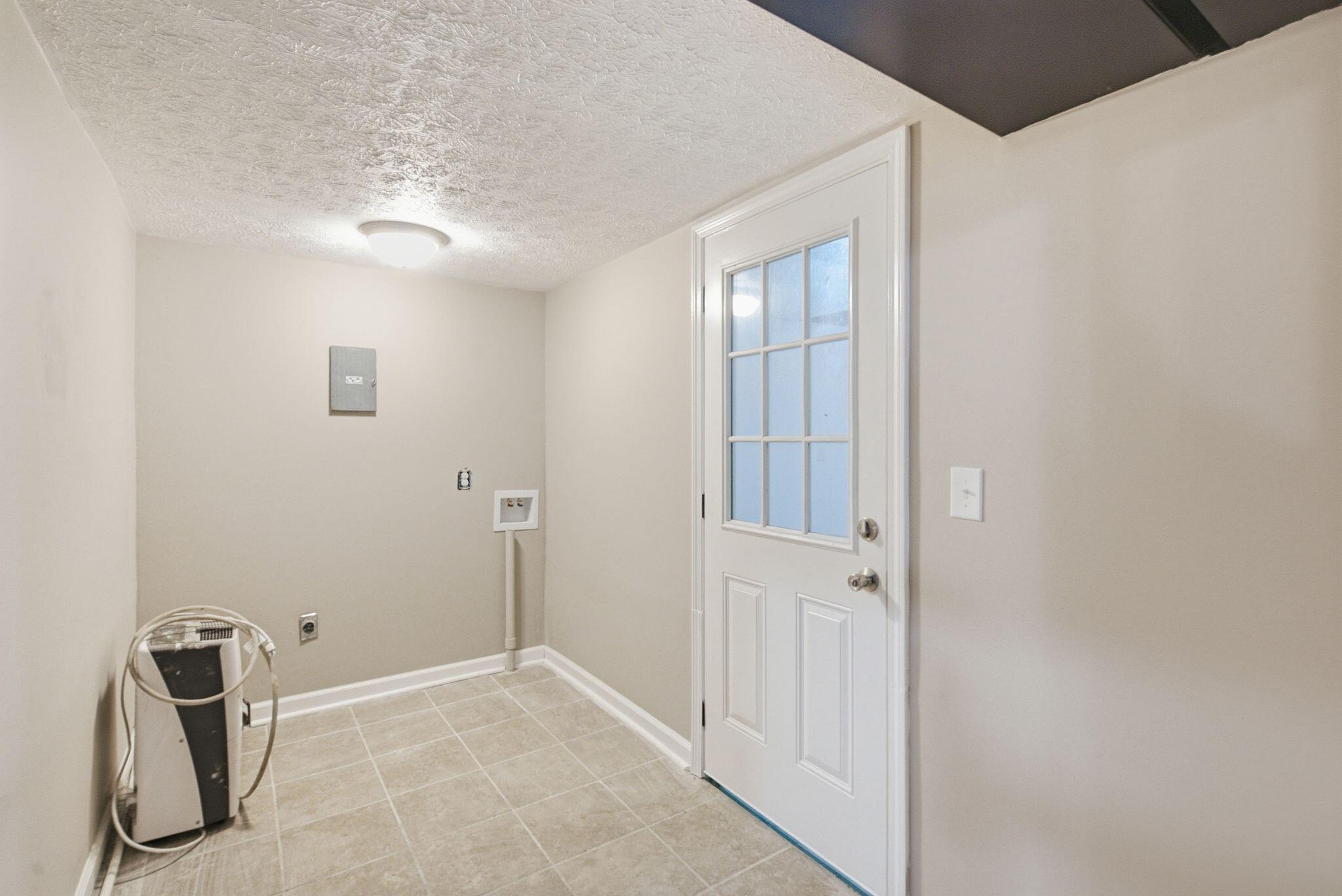 653 Valley Drive Property Photo 28
