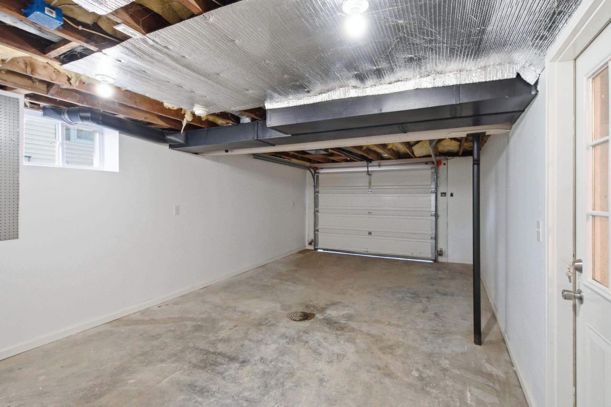 653 Valley Drive Property Photo 29