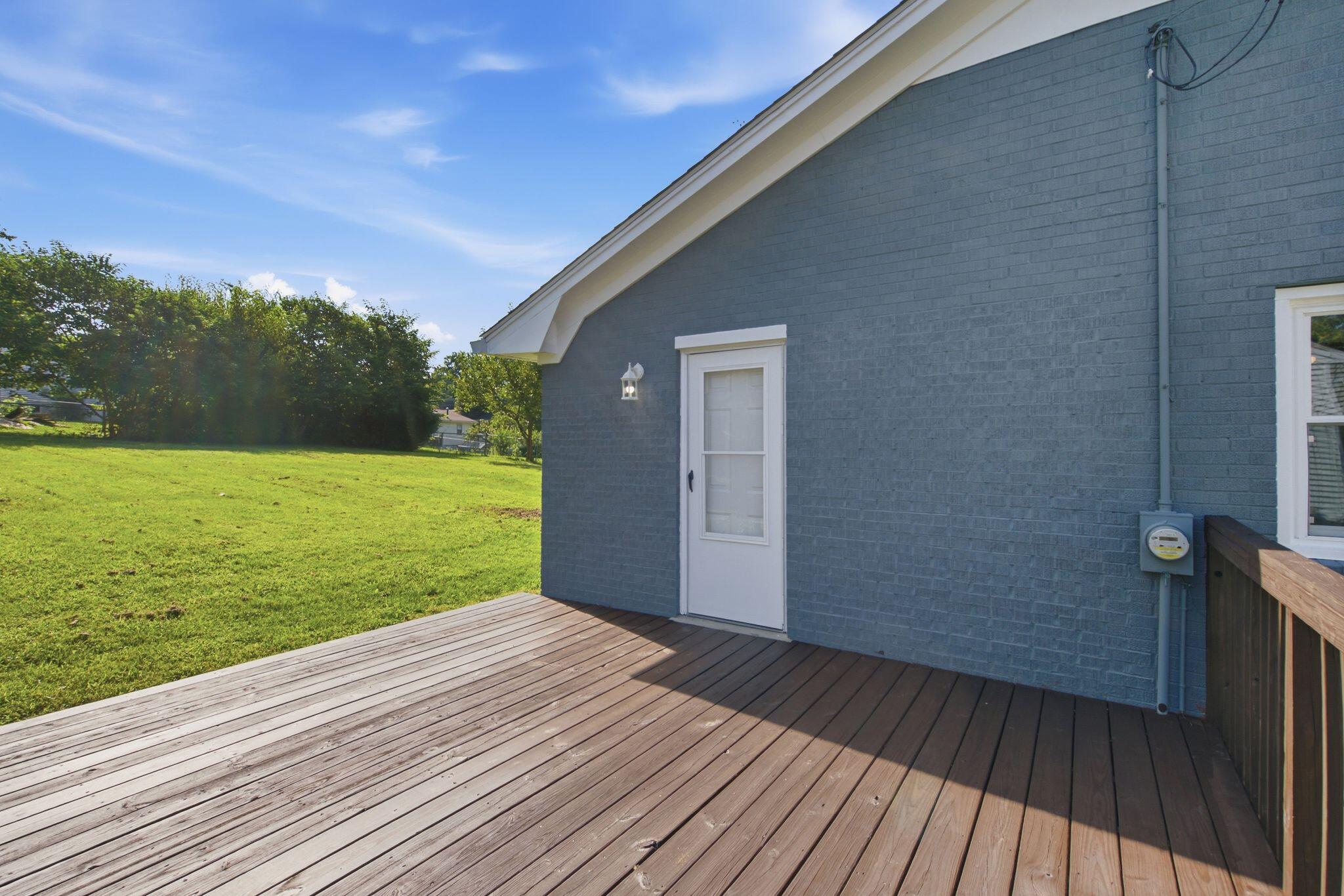 653 Valley Drive Property Photo 31
