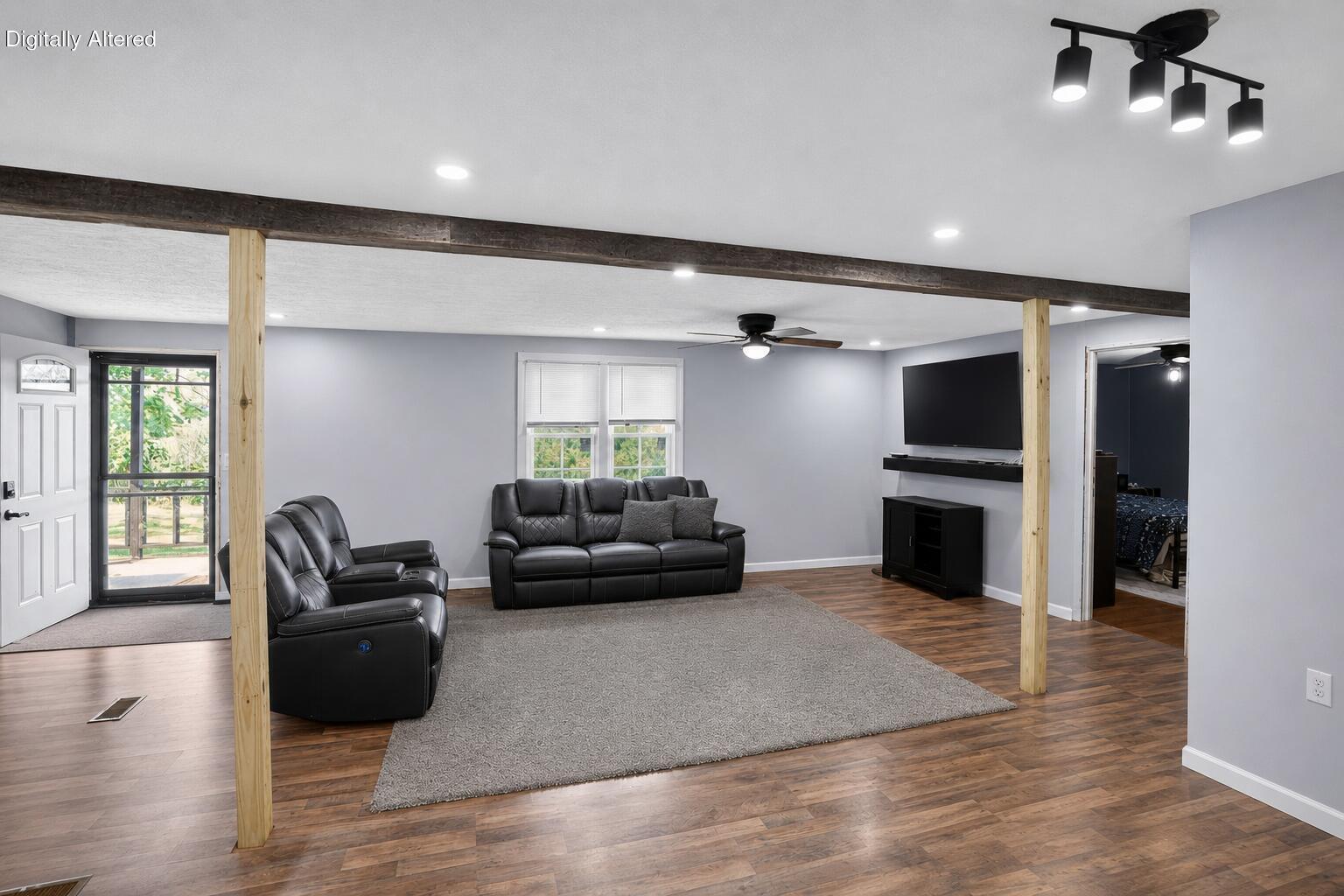 1321 Kays Road Property Photo 9