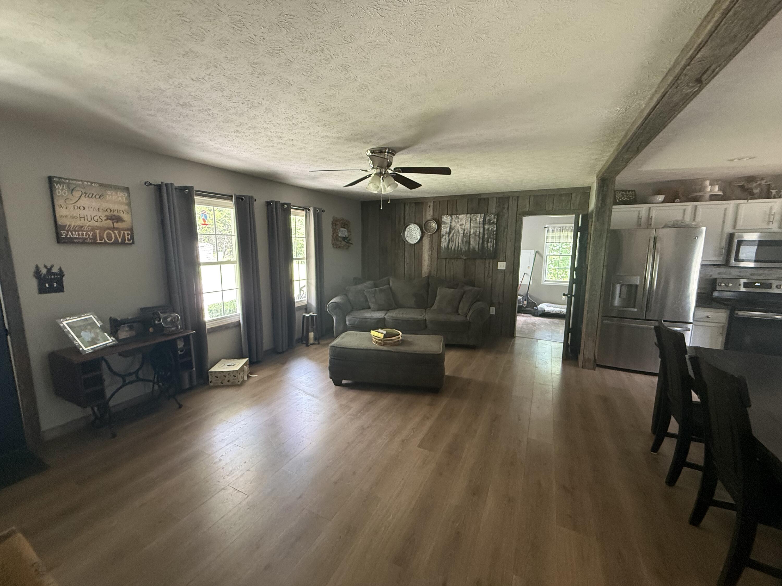 285 Evergreen Drive Property Photo 25