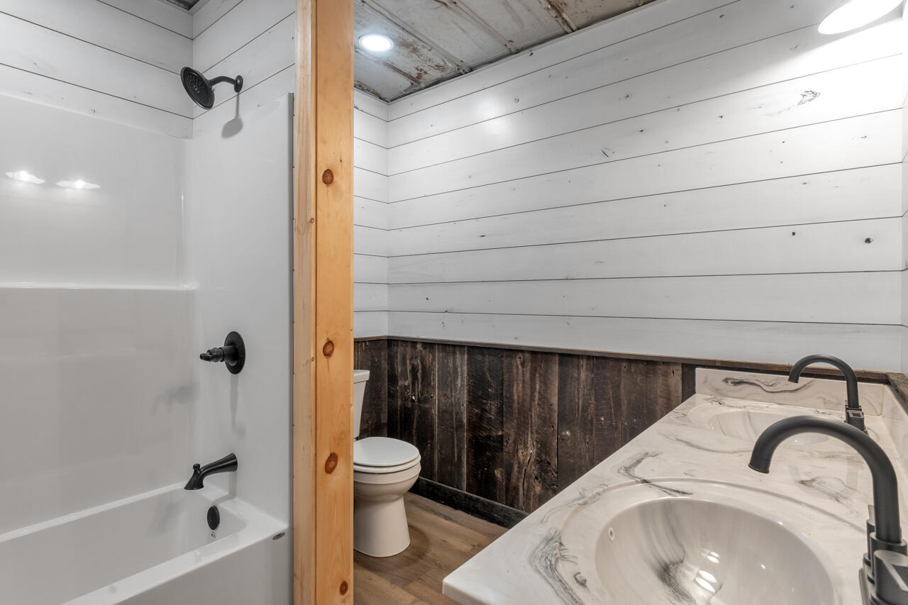 10 Forest Circle Property Photo 34