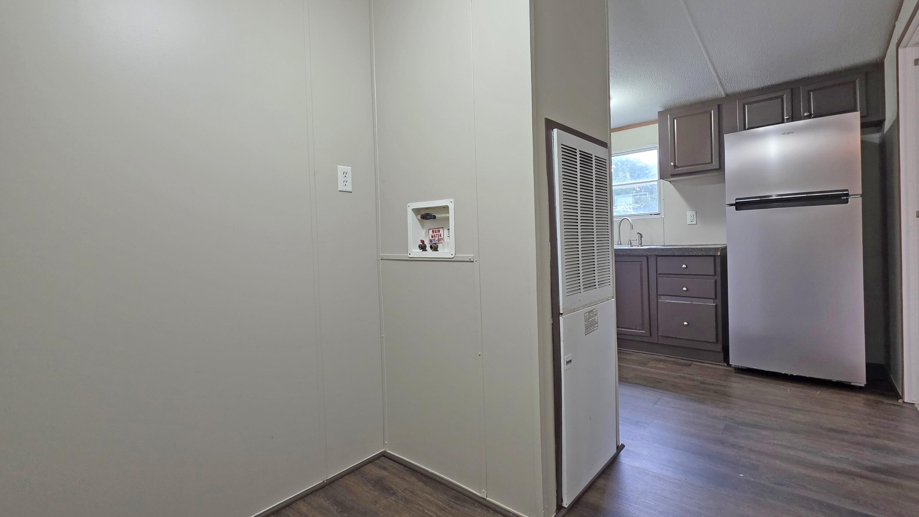 64 Longfield Trail Property Photo 13