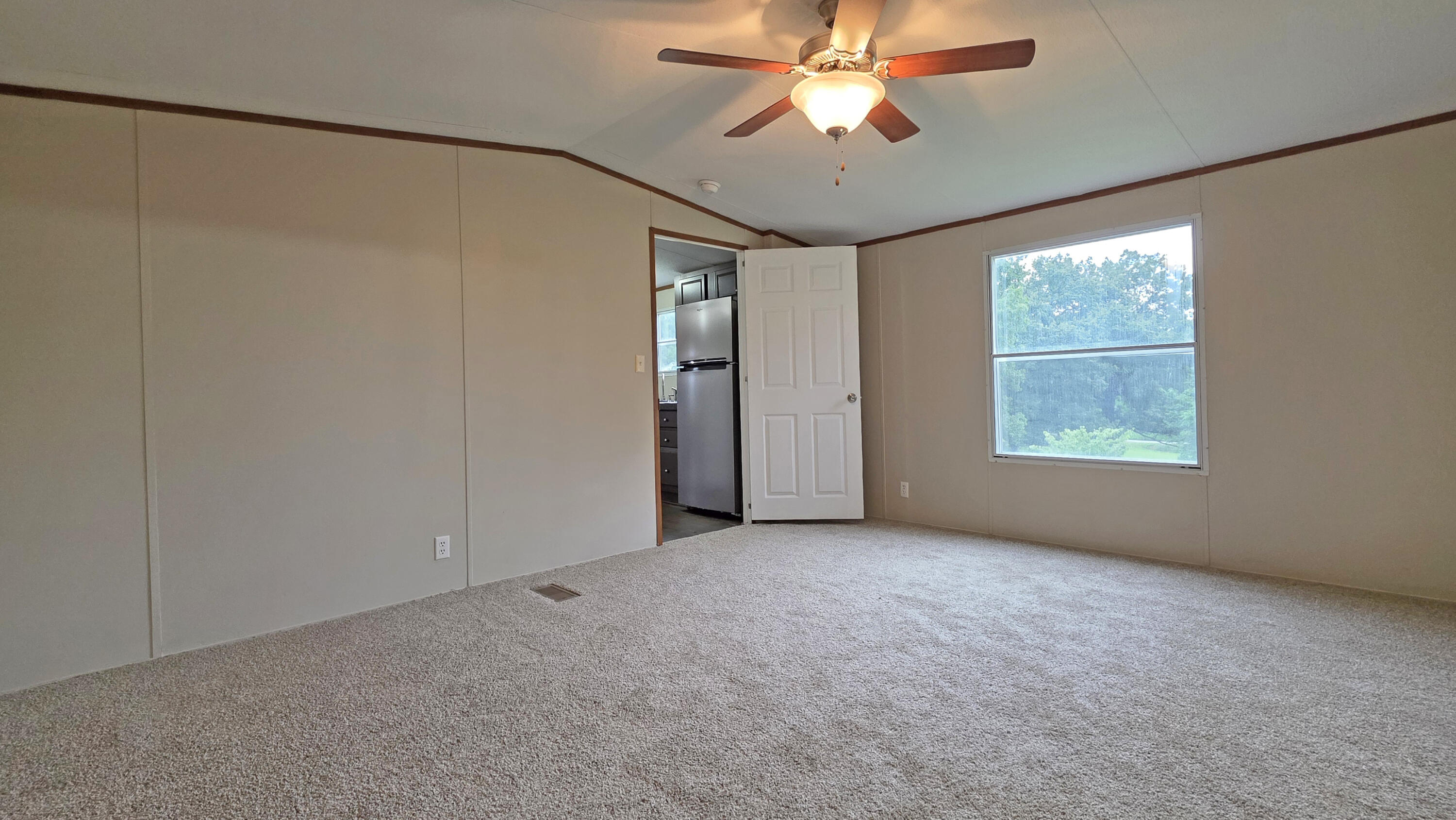 64 Longfield Trail Property Photo 15