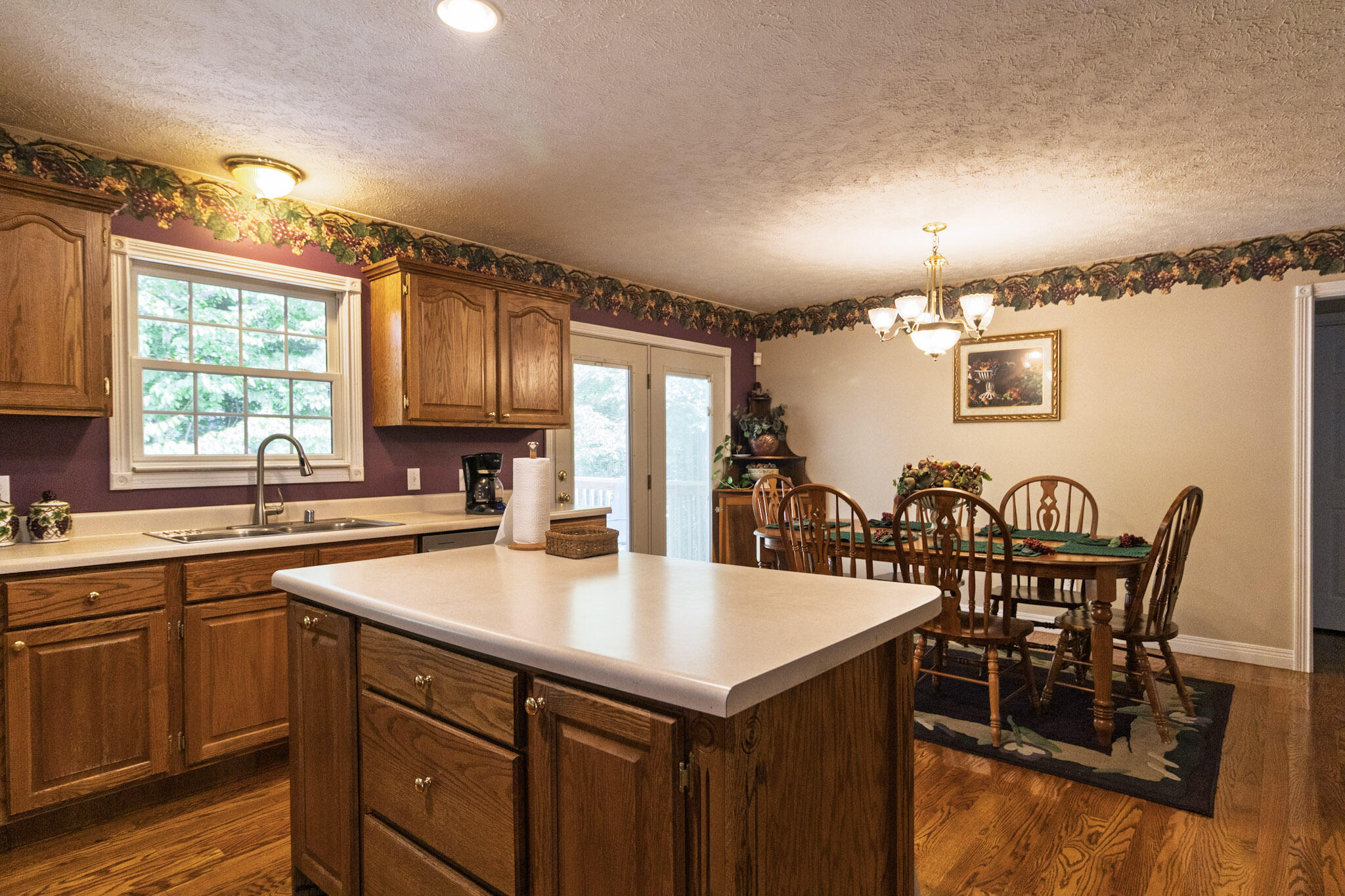 221 Bramblewood Drive Property Photo 12