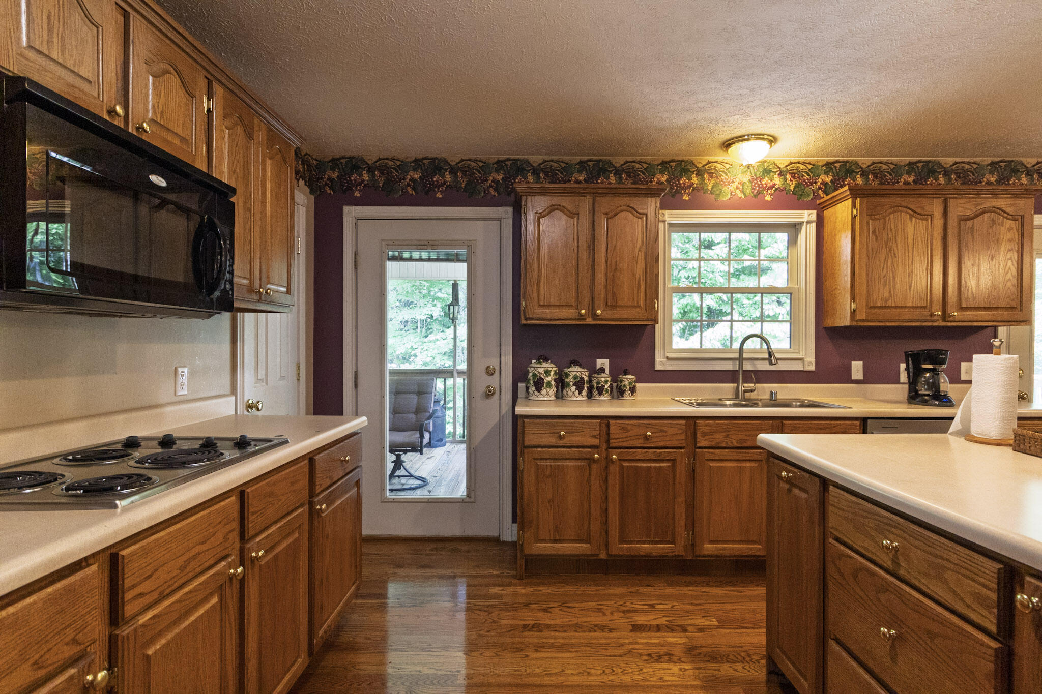 221 Bramblewood Drive Property Photo 13
