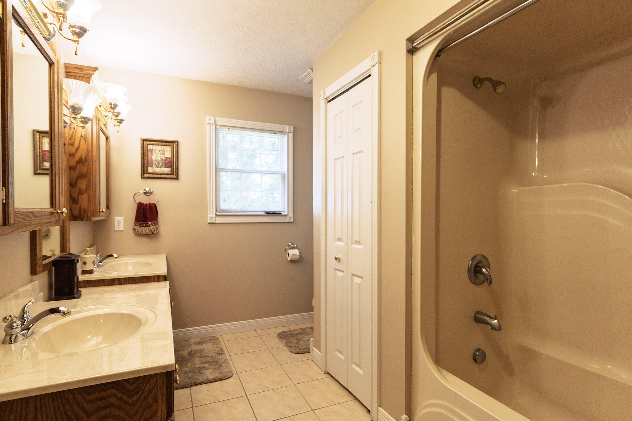 221 Bramblewood Drive Property Photo 21