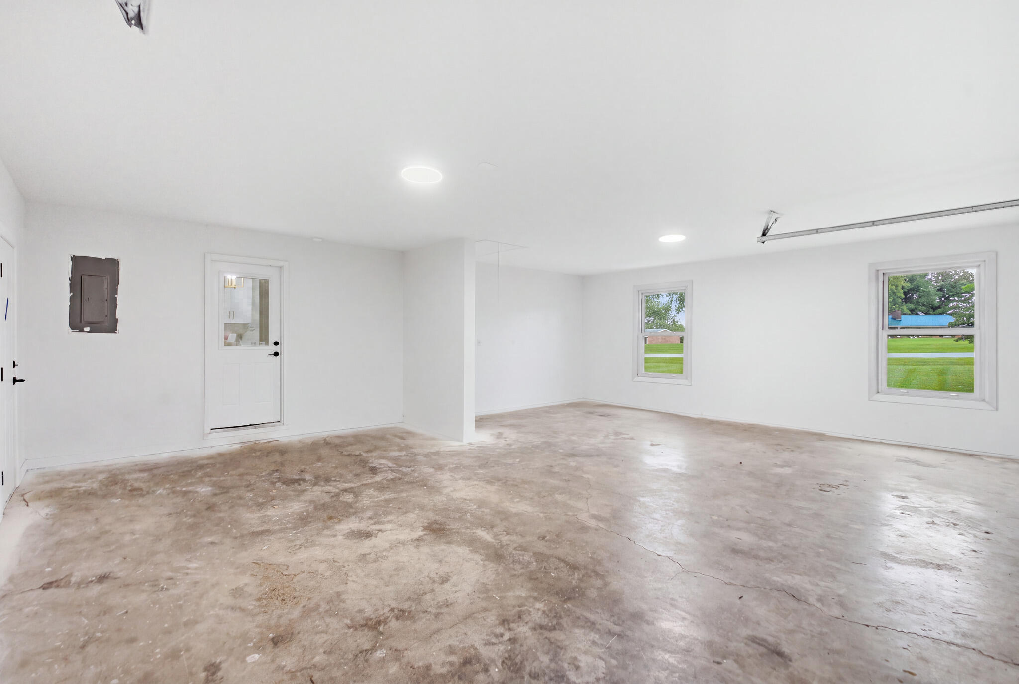 111 Pebble Beach Drive Property Photo 43