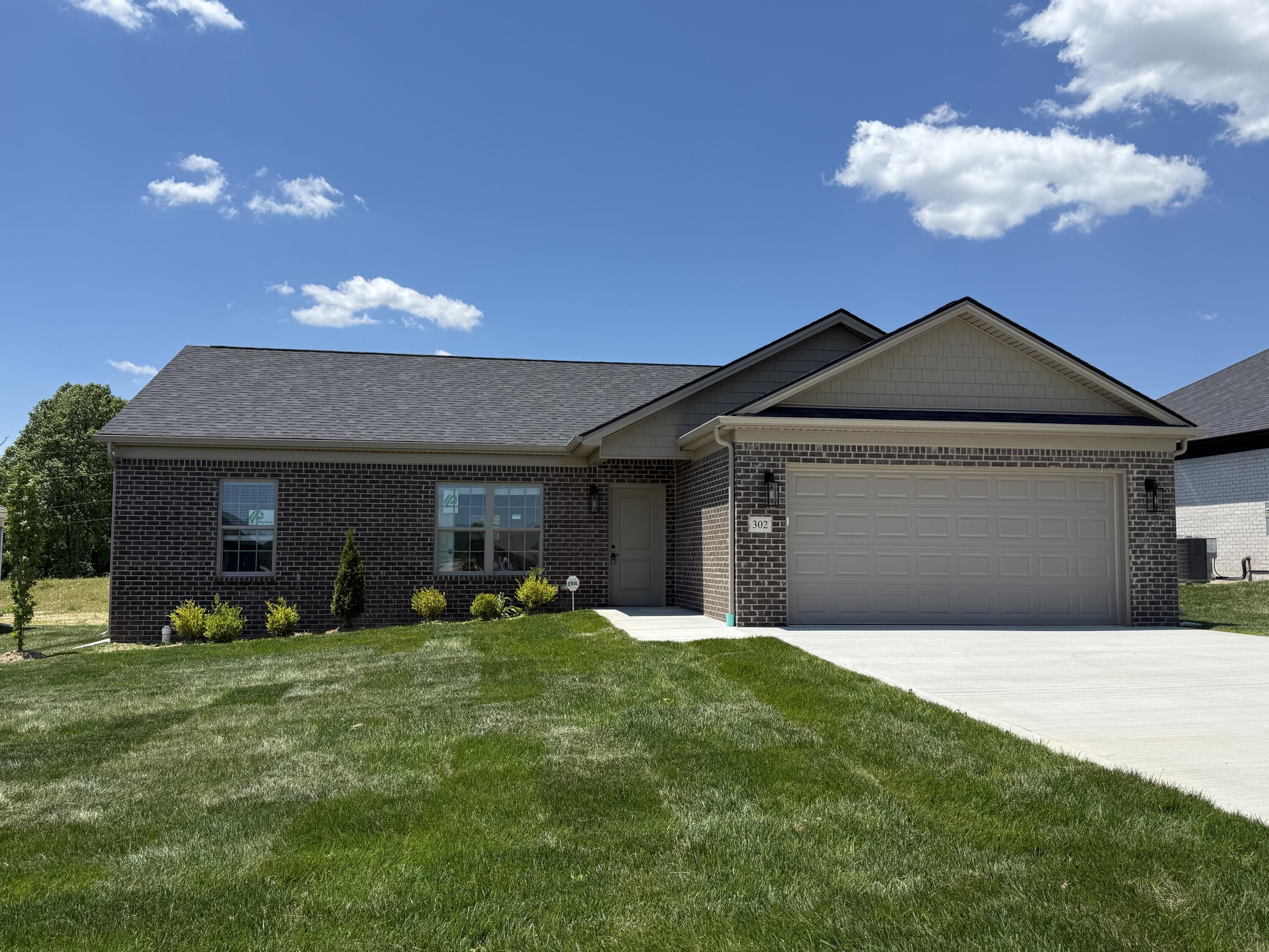 302 Cinchpost Circle Property Photo 2