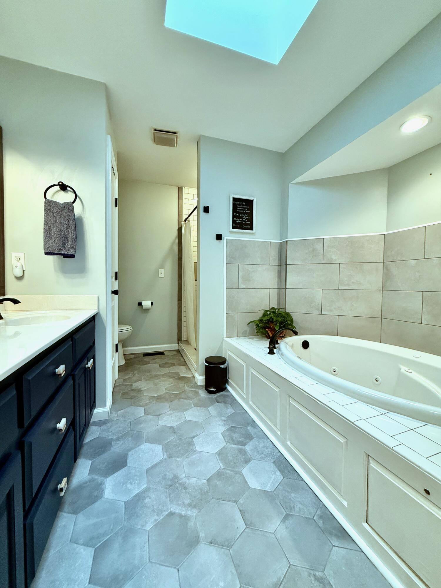 243 Crown Point Drive Property Photo 30