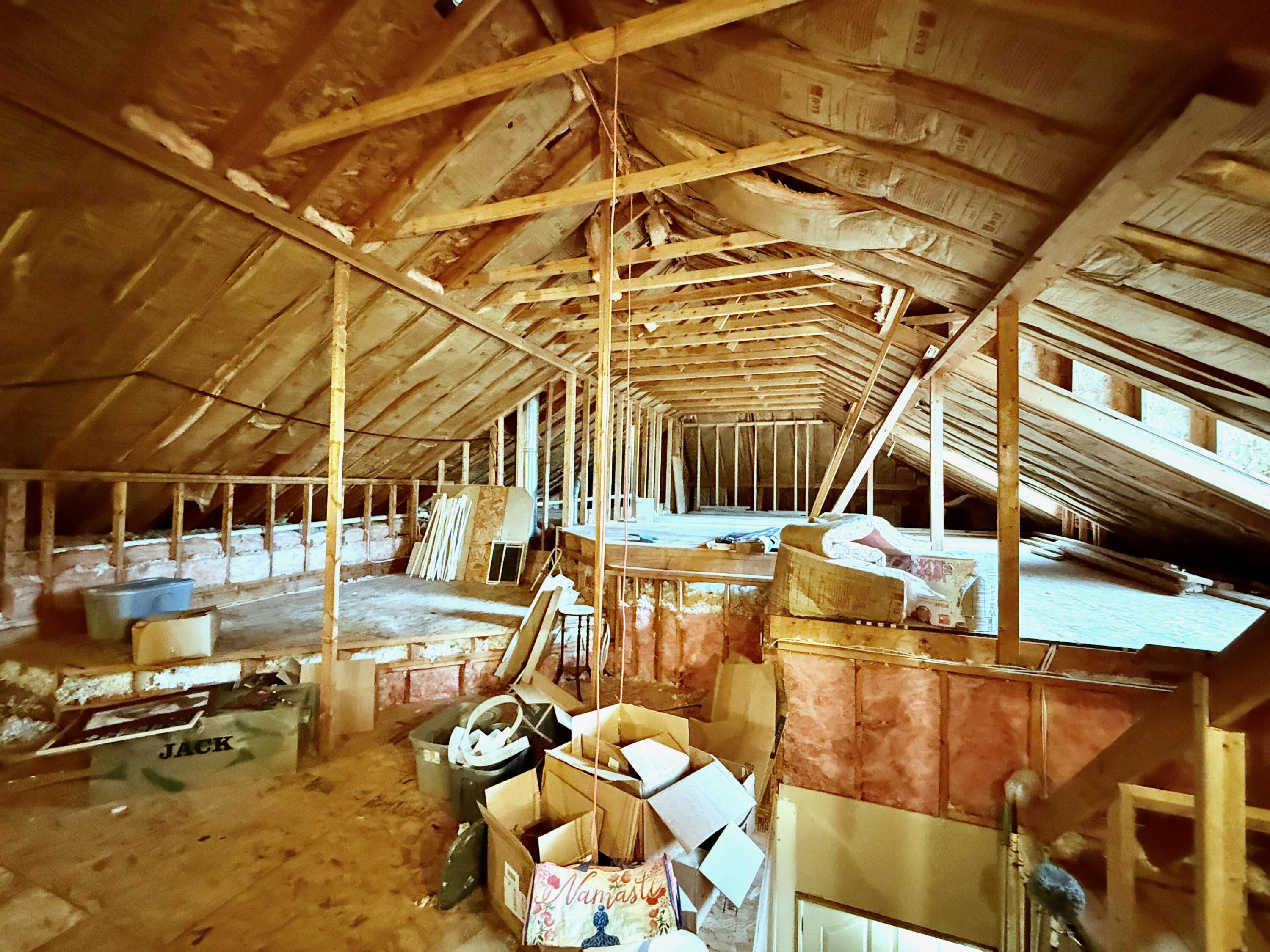 243 Crown Point Drive Property Photo 46