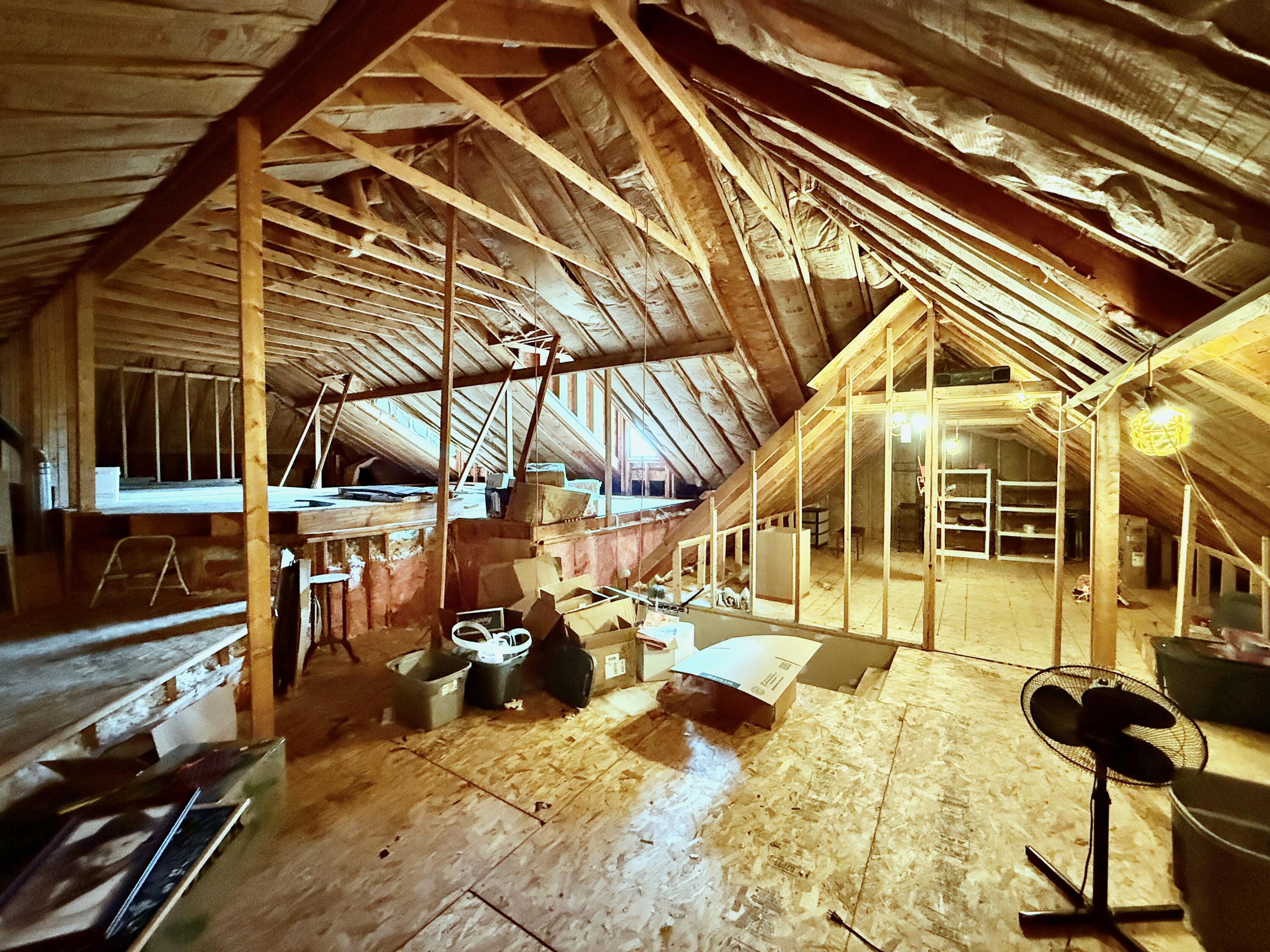243 Crown Point Drive Property Photo 47