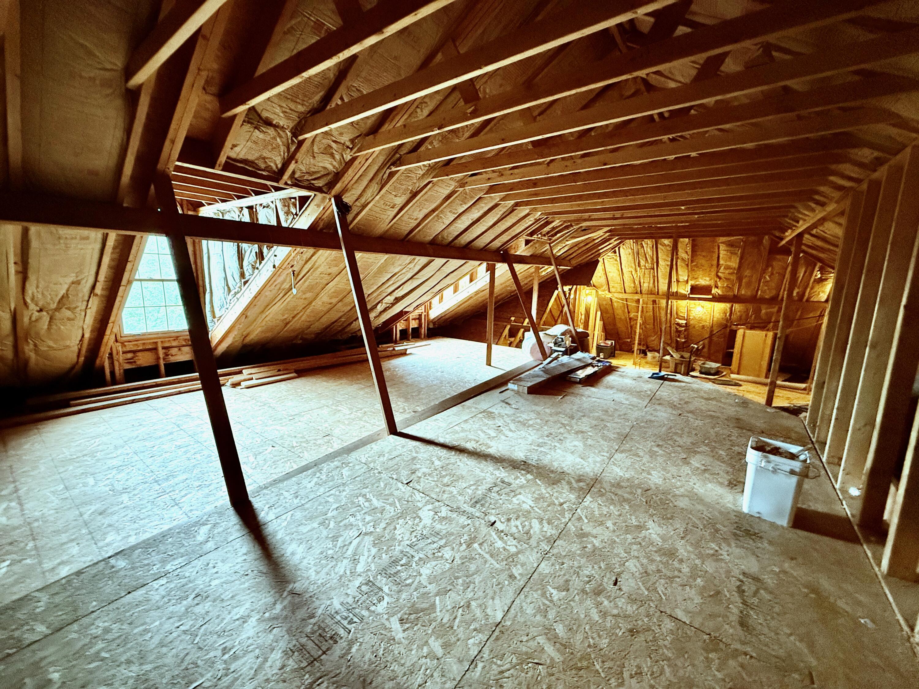 243 Crown Point Drive Property Photo 48