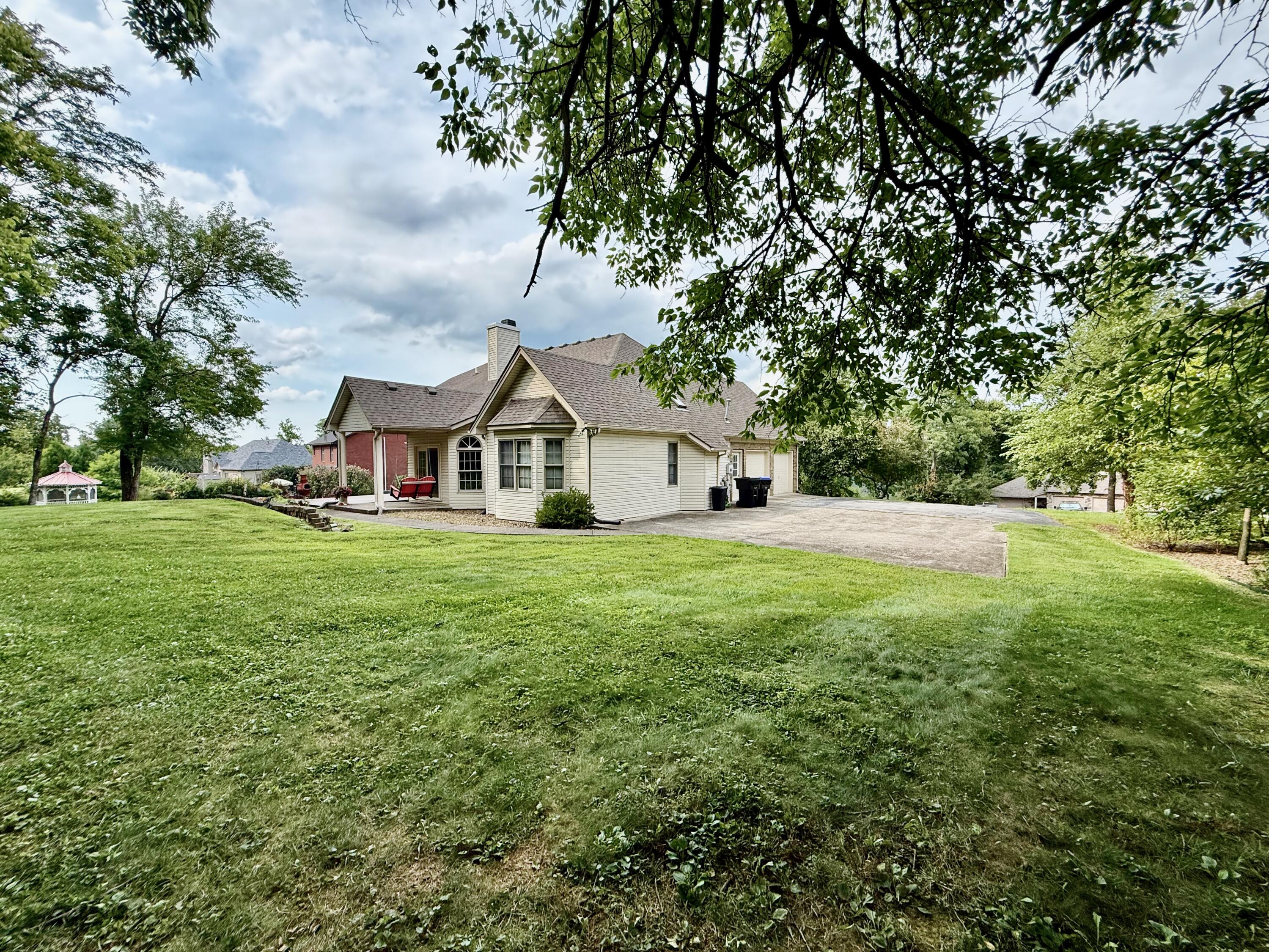 243 Crown Point Drive Property Photo 58