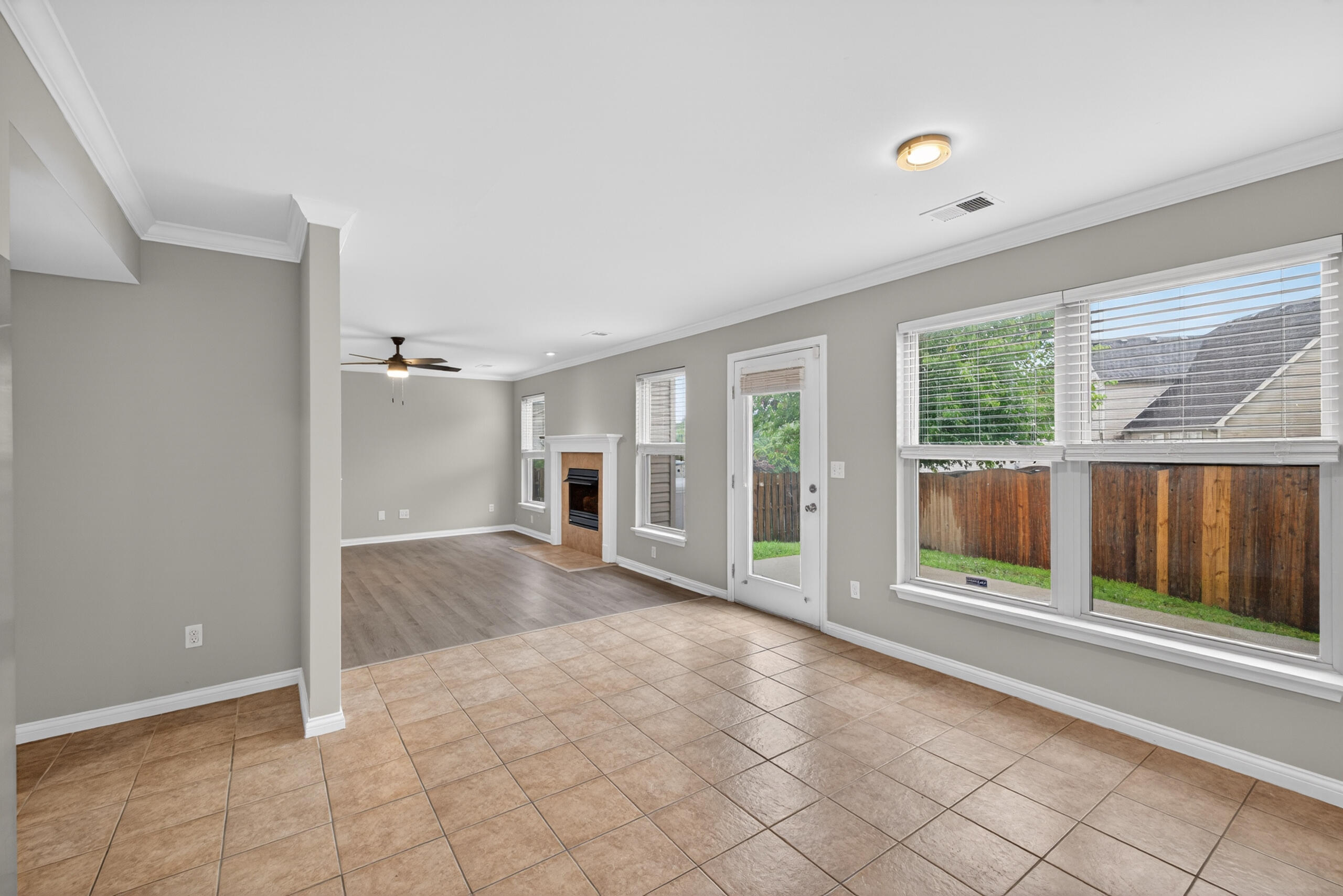 3008 Adwalton Road Property Photo 10