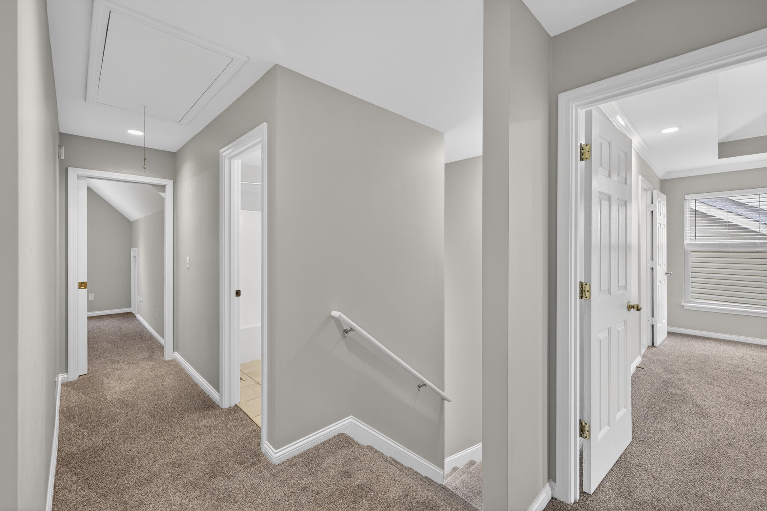 3008 Adwalton Road Property Photo 14
