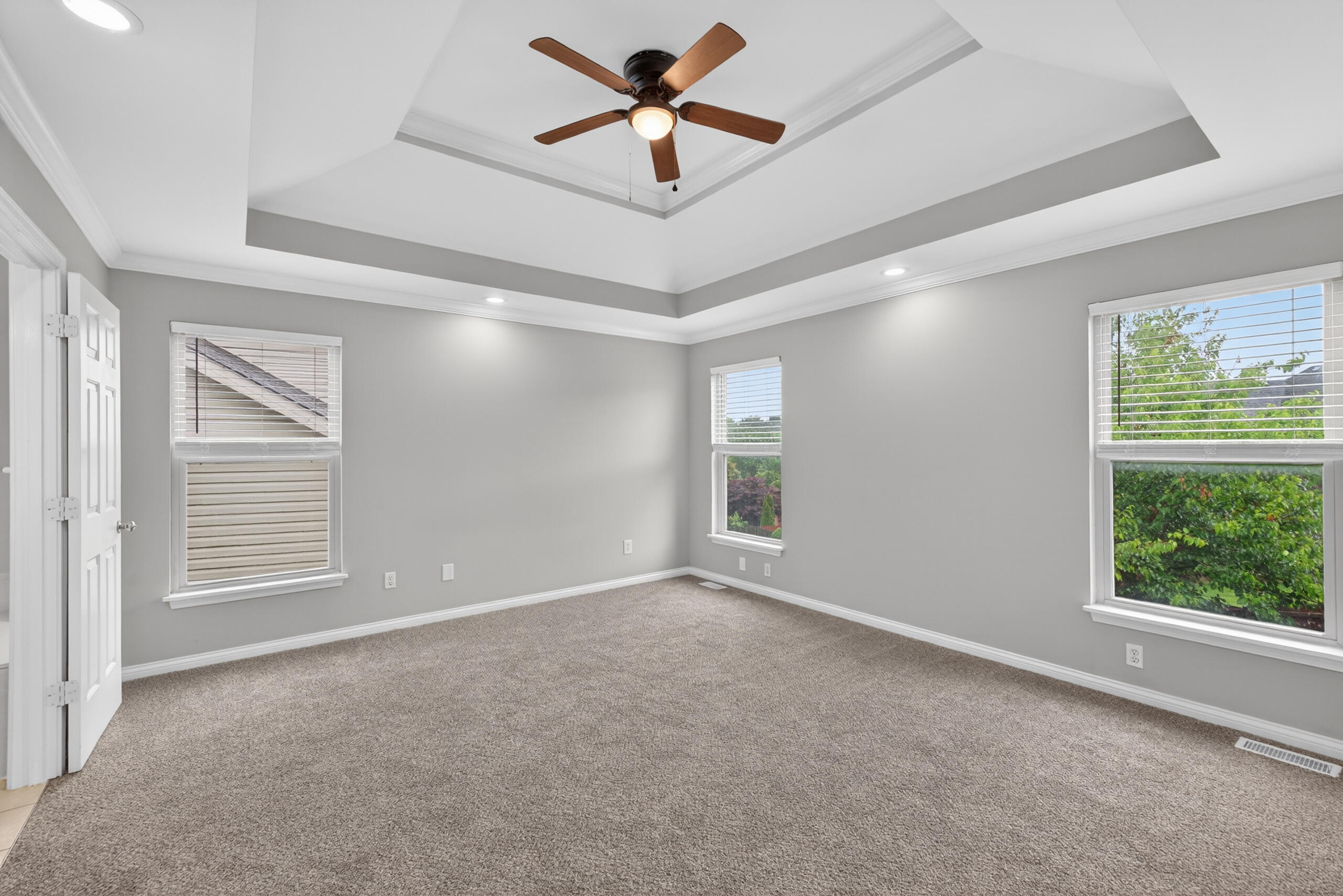 3008 Adwalton Road Property Photo 15