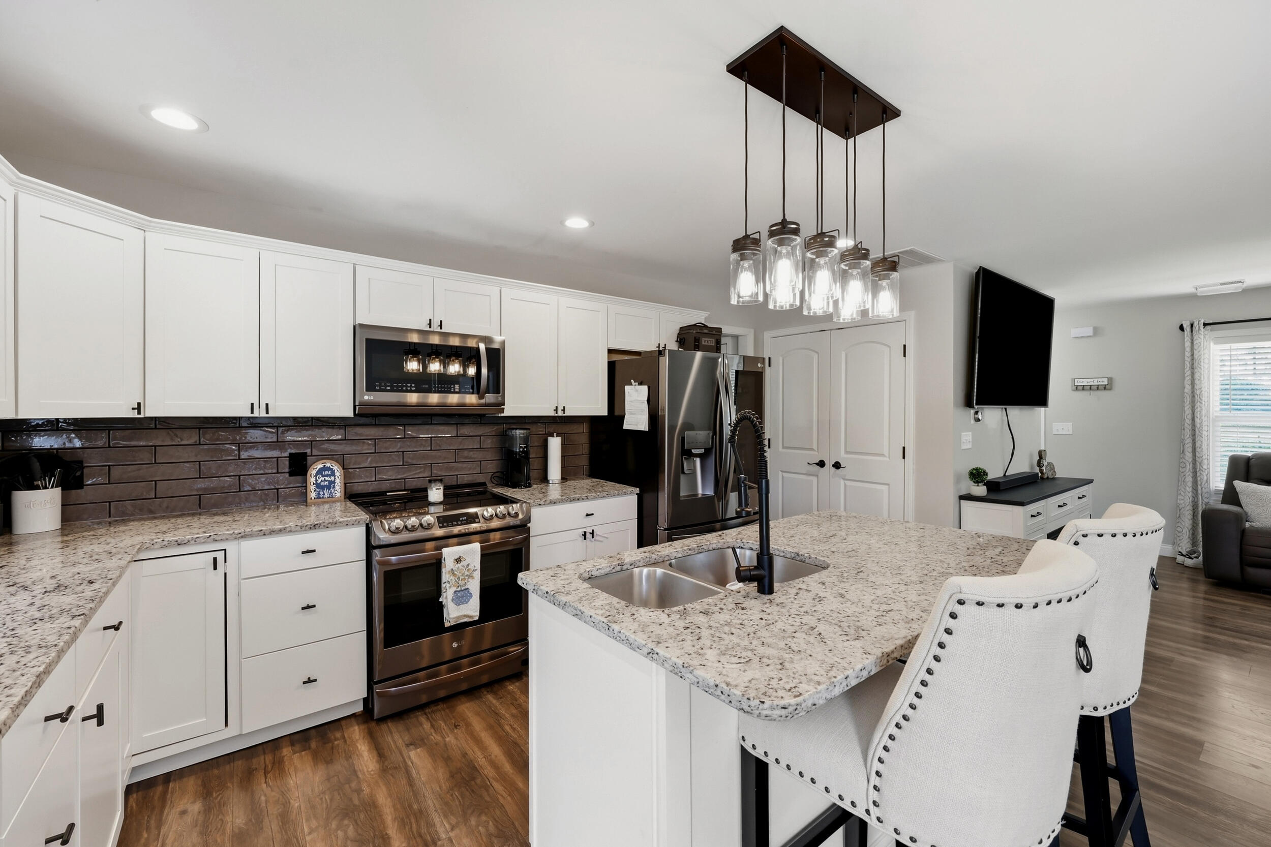475 Flint Road Property Photo 12