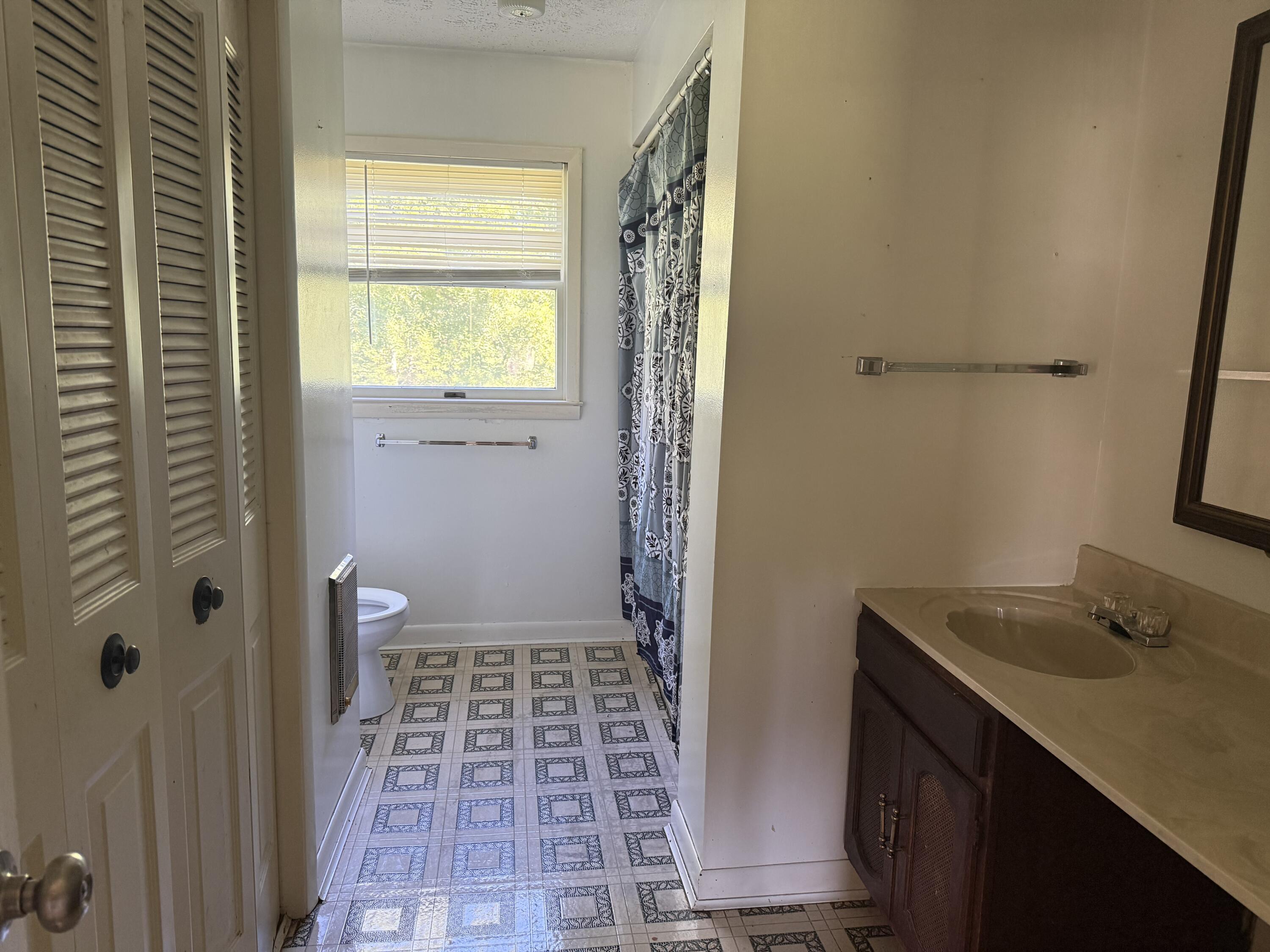 101 Steele Lane Property Photo 11
