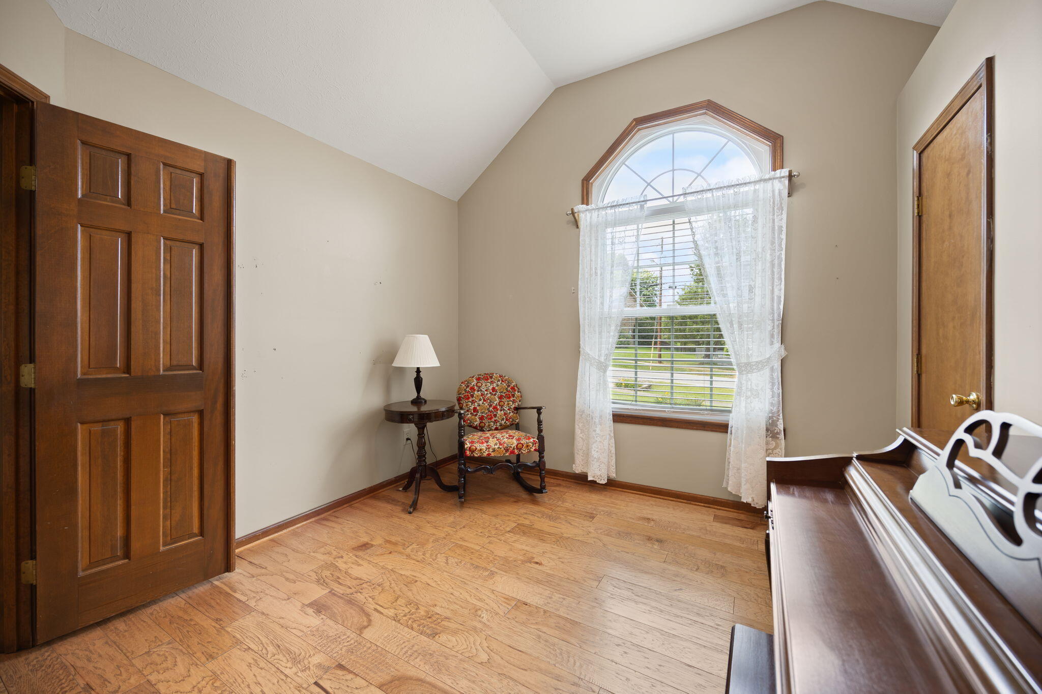 310 Quail Run Road Property Photo 8