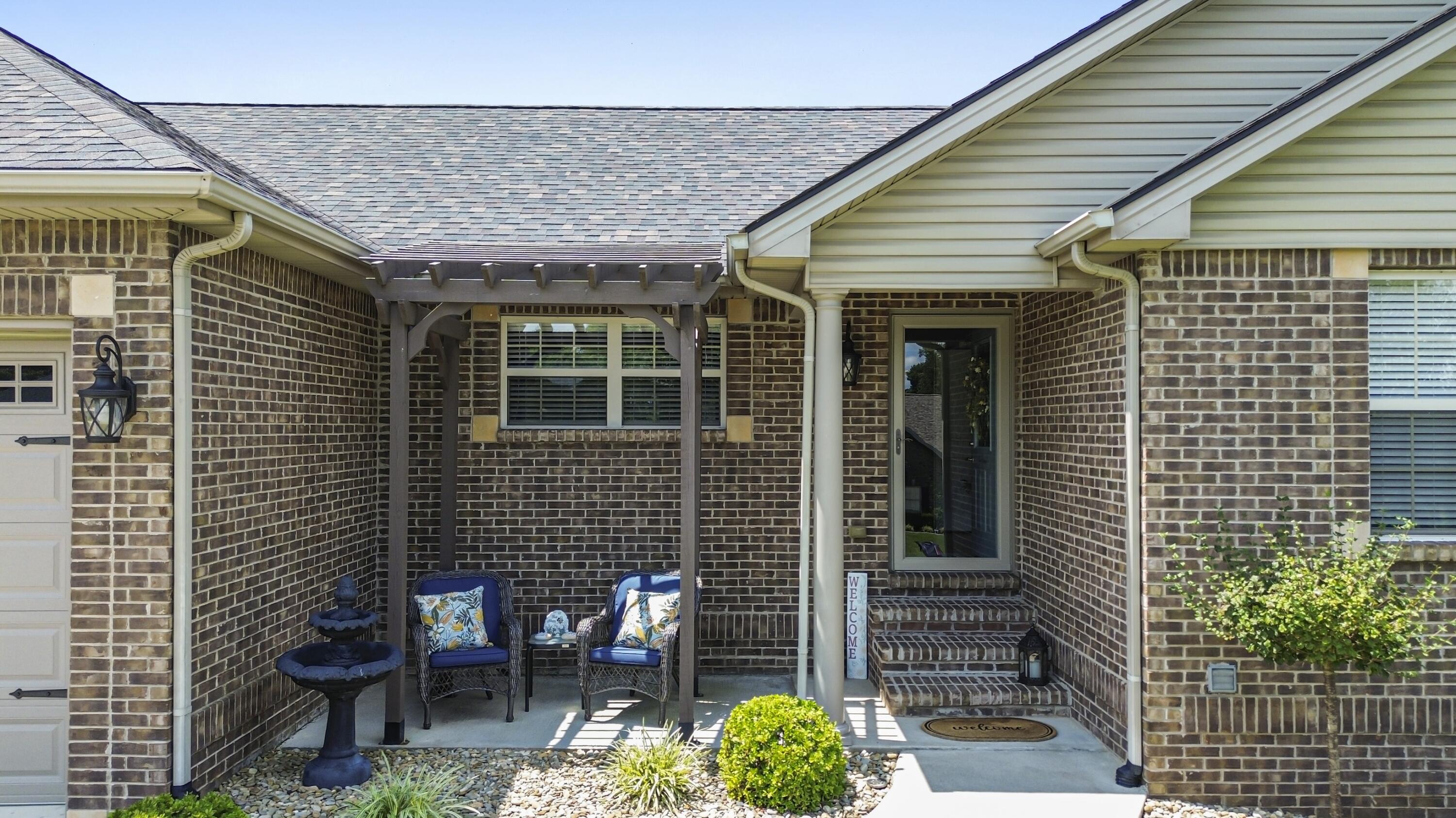 604 Whisper Woods Drive Property Photo 4