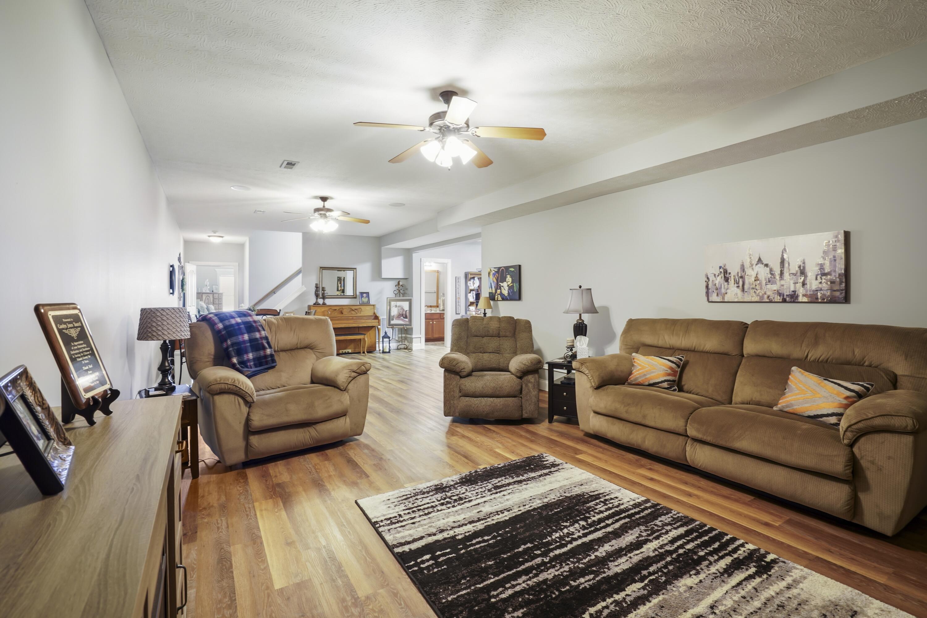604 Whisper Woods Drive Property Photo 45