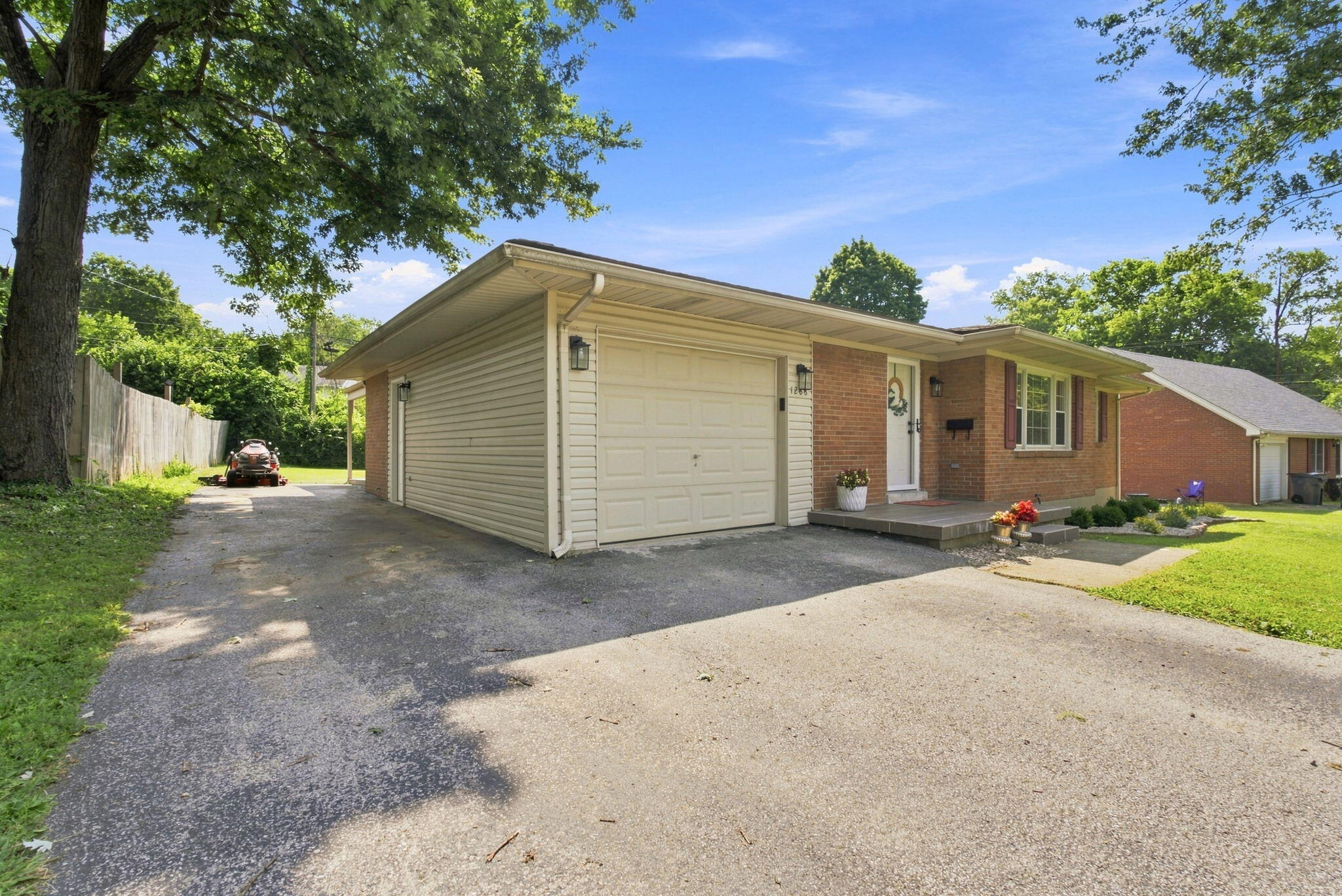 1288 Cherbourg Road Property Photo 4