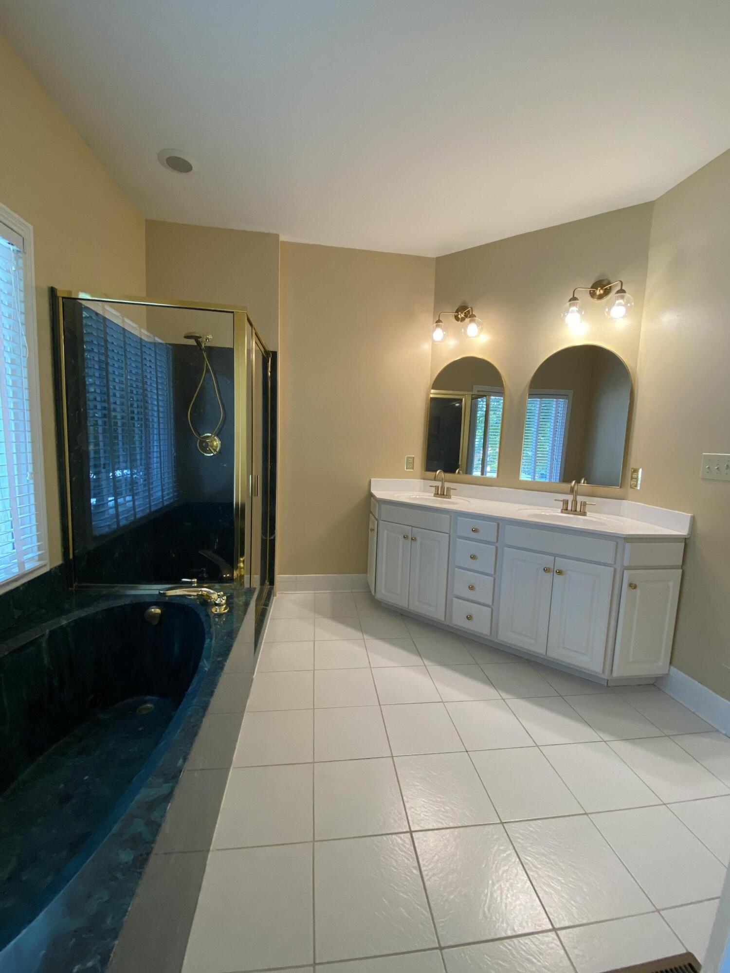 4224 Evergreen Drive Property Photo 18