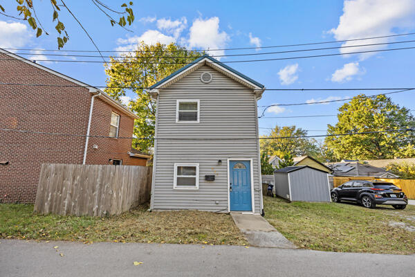 605 Harry Street Property Photo 1