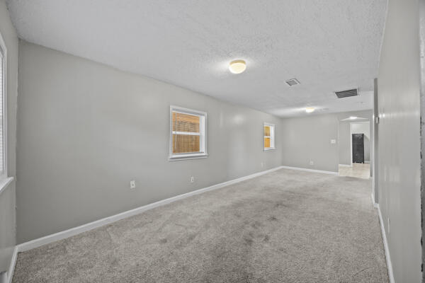 605 Harry Street Property Photo 3